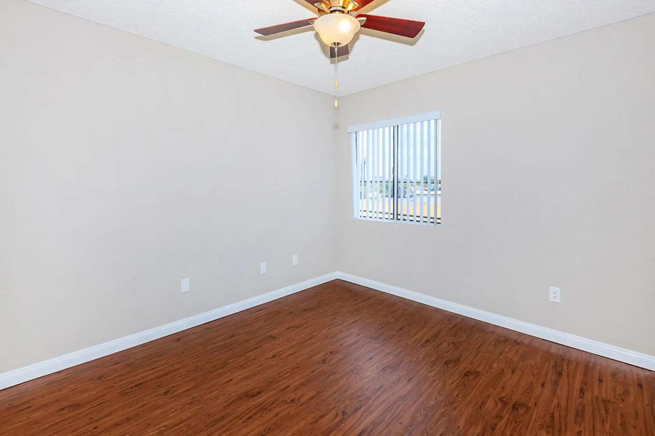 Bedroom - Imperial - Santa Ana, CA