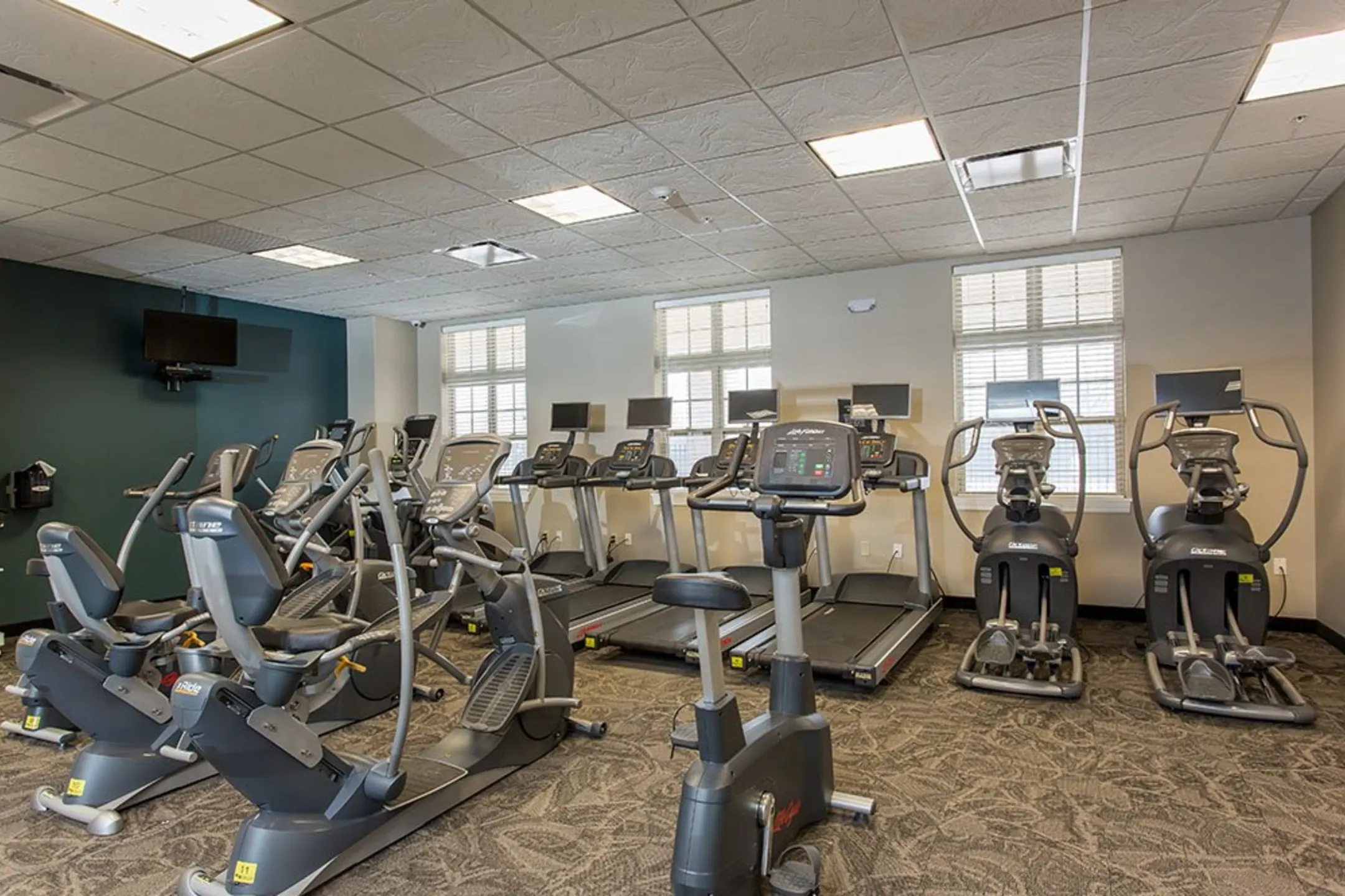Fitness Weight Room - Gateway Landing on the Canal - Rochester, NY