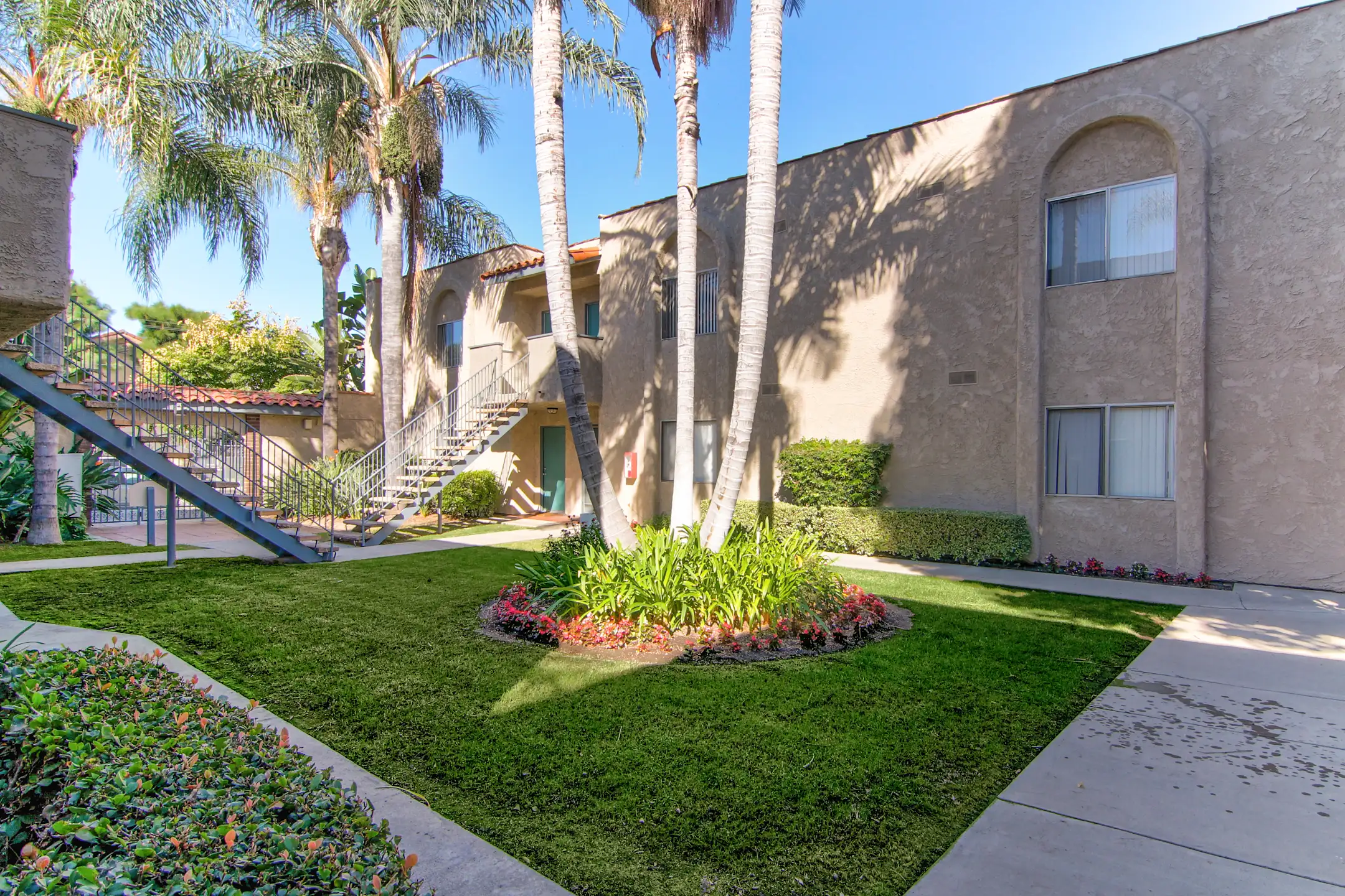 Villa Tuscany Apartments Norwalk, CA 90650
