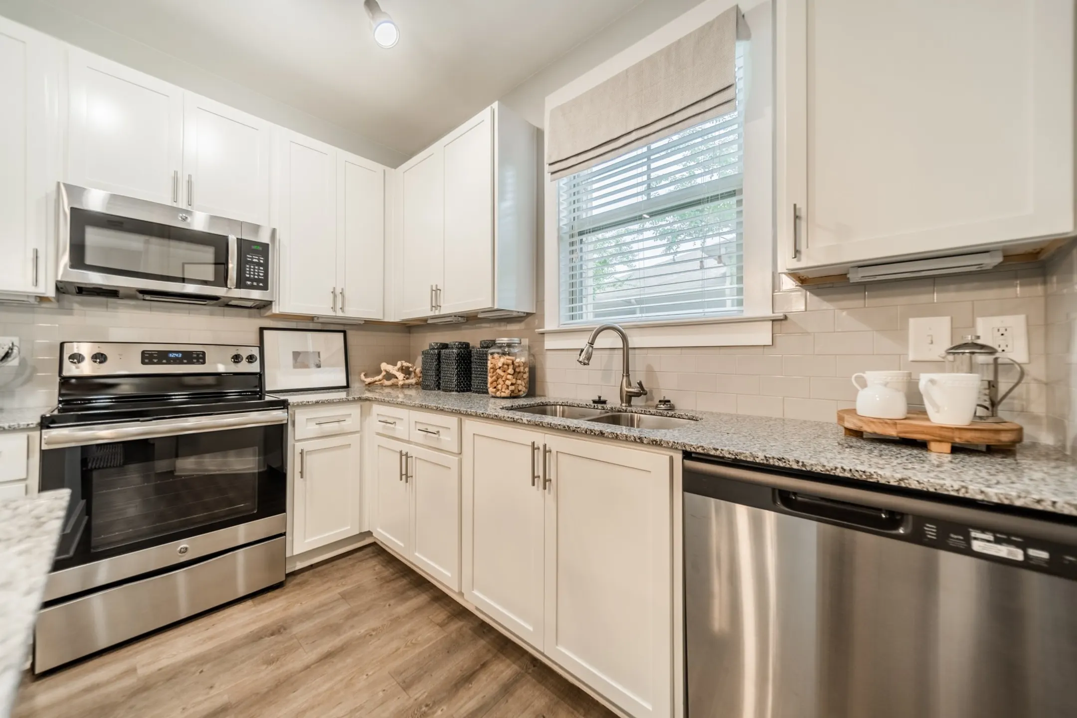 Meridian at Broad Street Market Apartments - Fuquay Varina, NC 27526