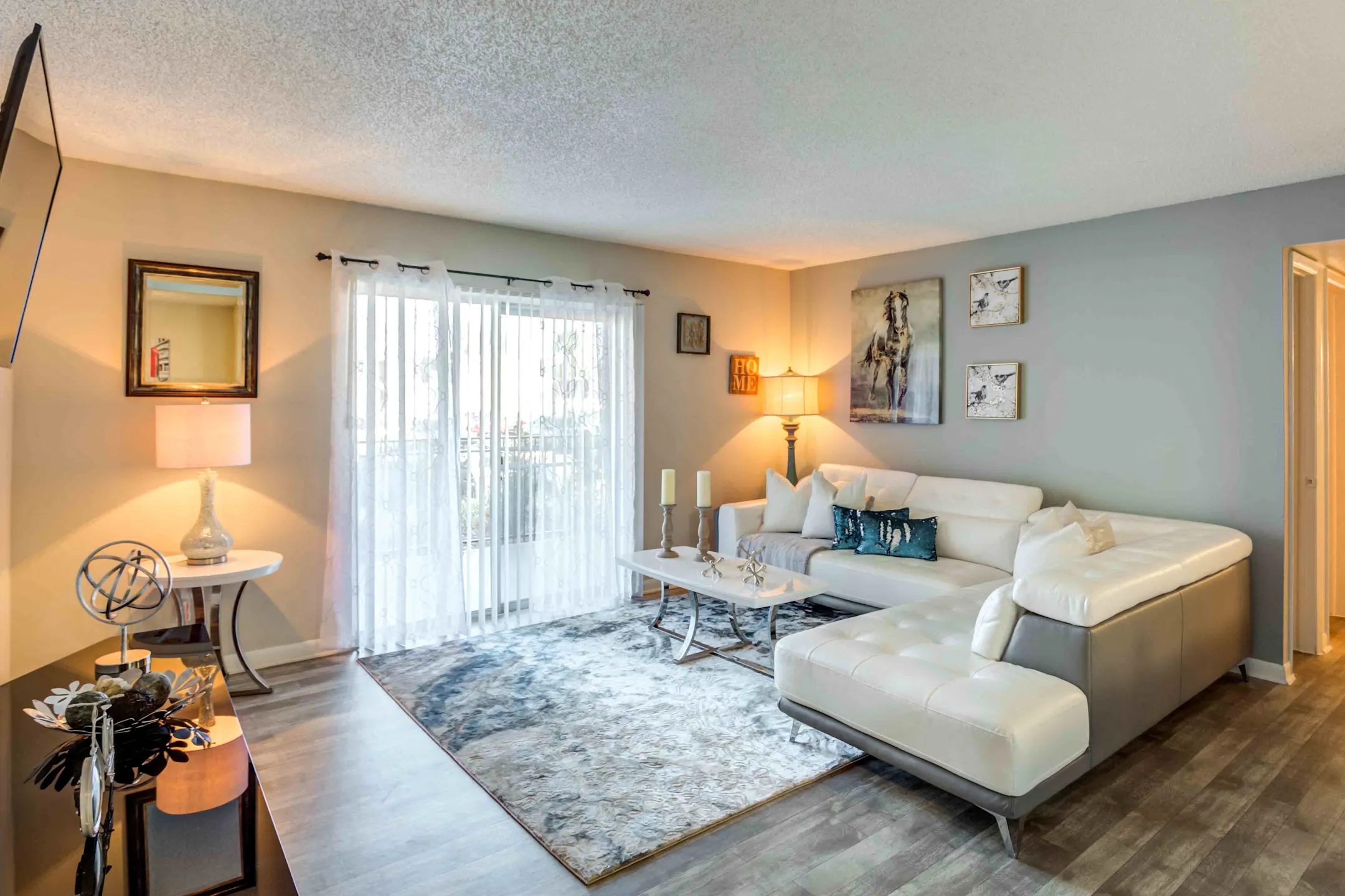 Hanley Place Apartments Tampa, FL 33634