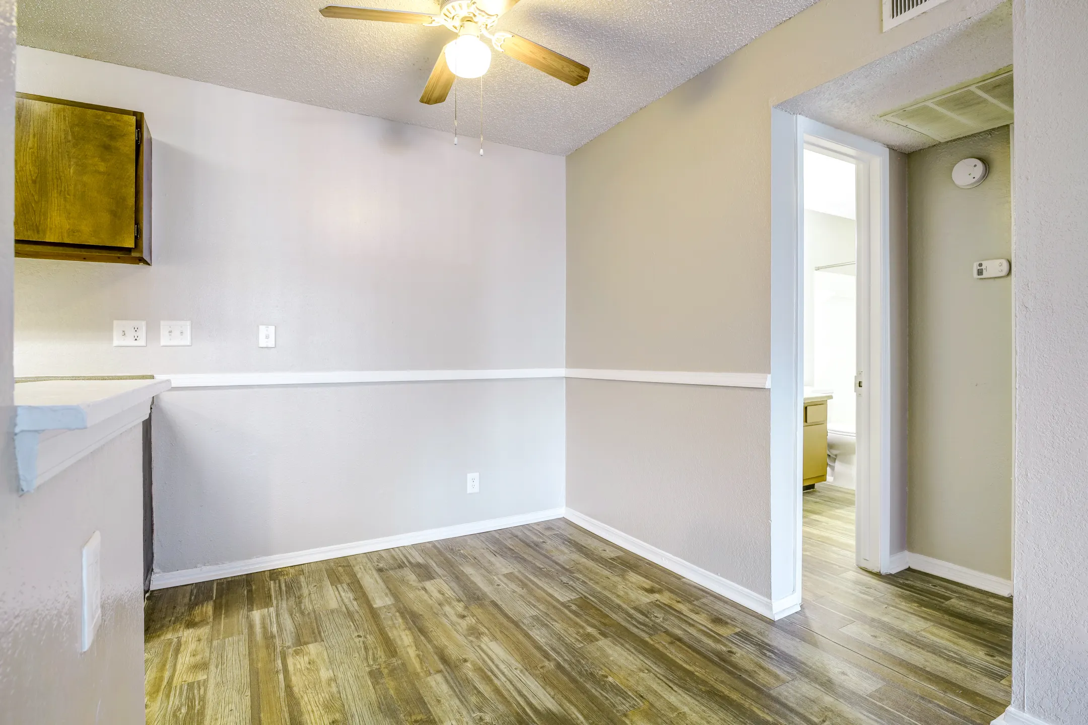 Urban Oaks 51st Apartments Tulsa, OK 74105