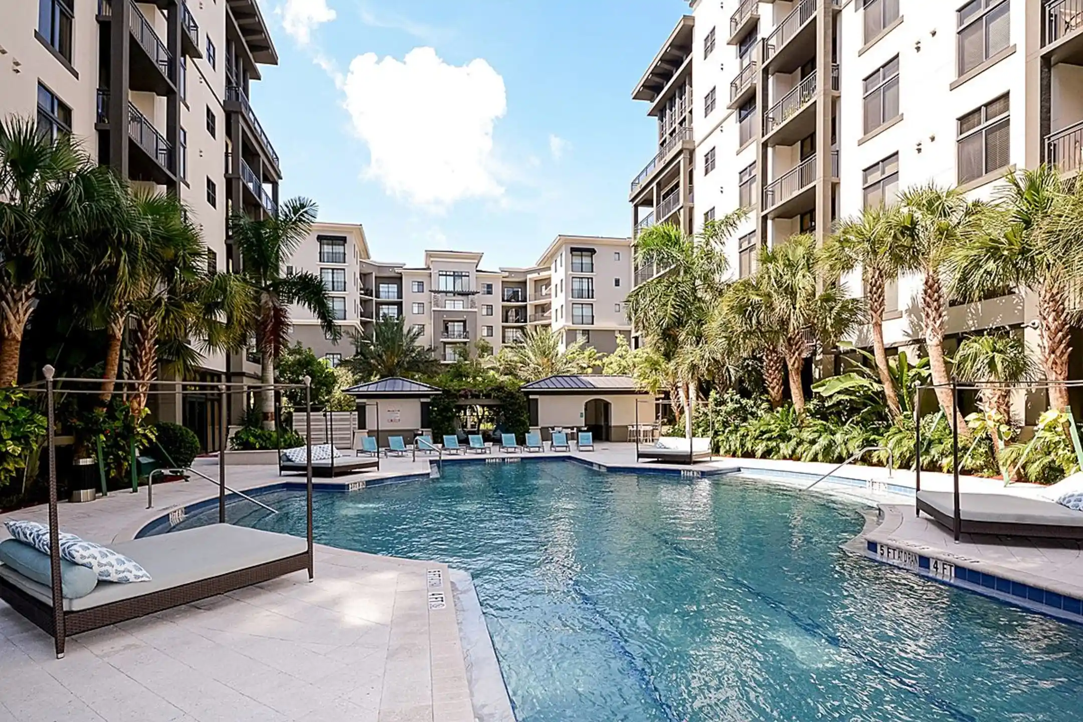 Pool - The Manor At Flagler Village - Fort Lauderdale, FL