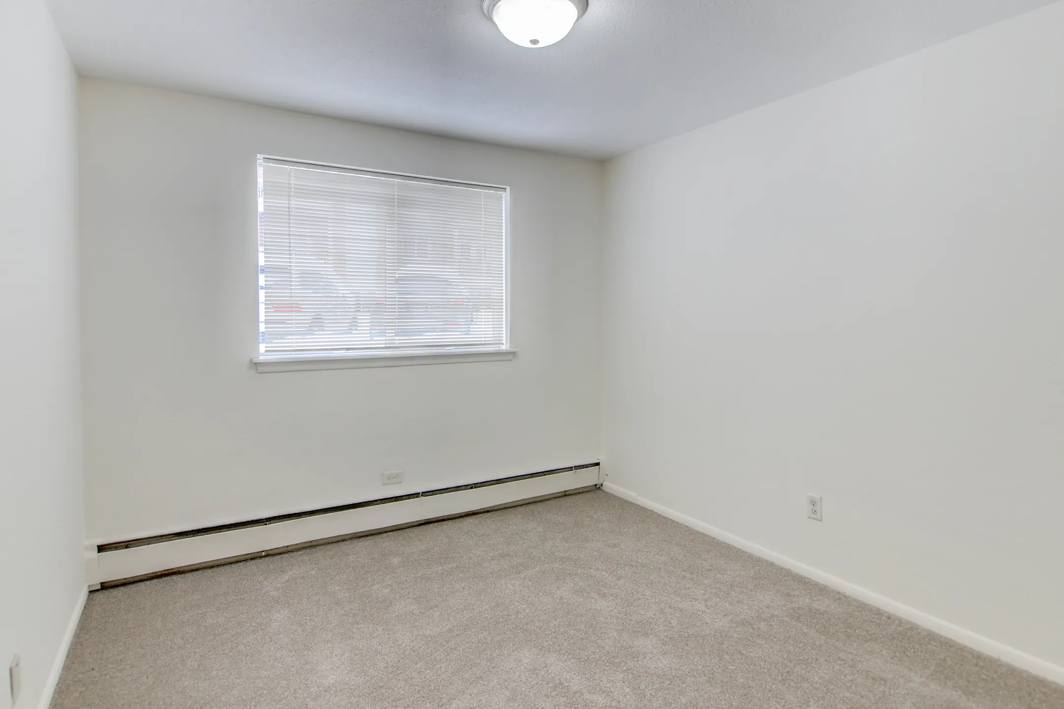 Granite Falls At Silver Lake Apartments New Brighton, MN 55112