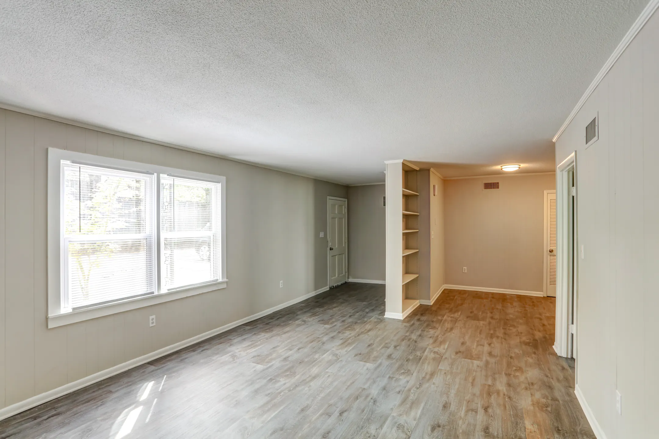 The Woods at Normaltown 530 Oglethorpe Avenue Athens, GA Apartments