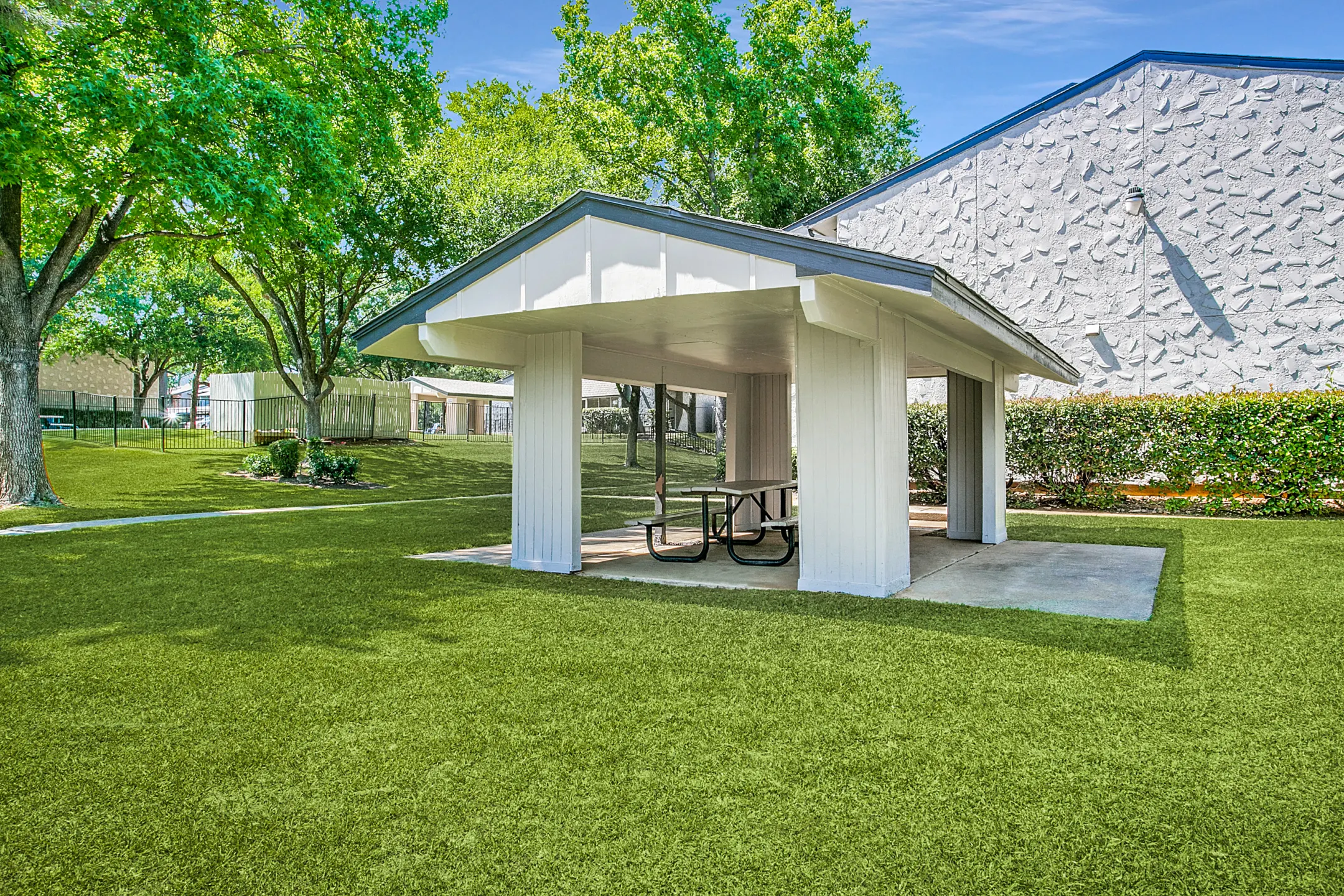 Spring Valley 807 S Main St Euless, TX Apartments for Rent Rent.