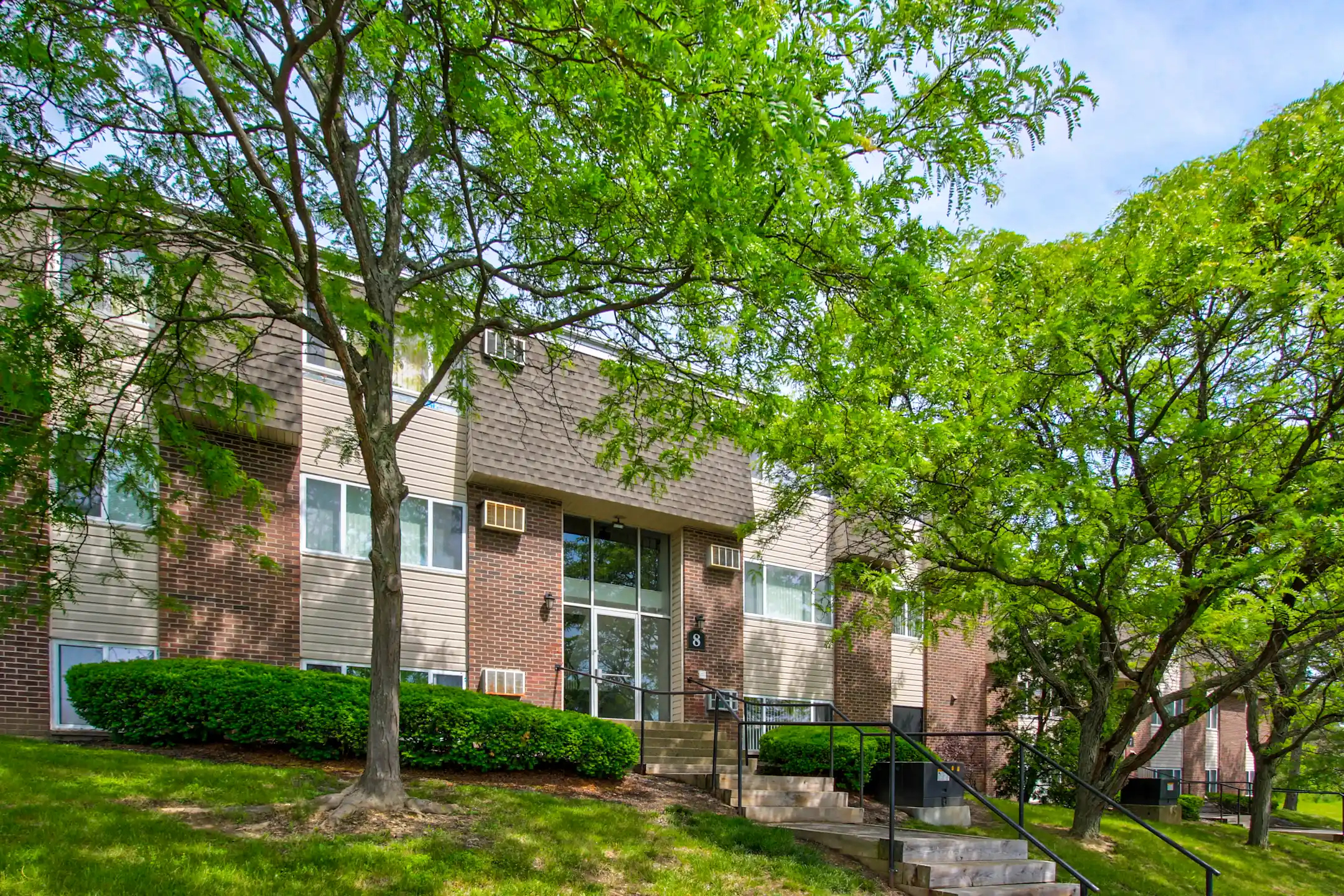 Highland Club Apartments 20 Eastview Dr Watervliet, NY Apartments