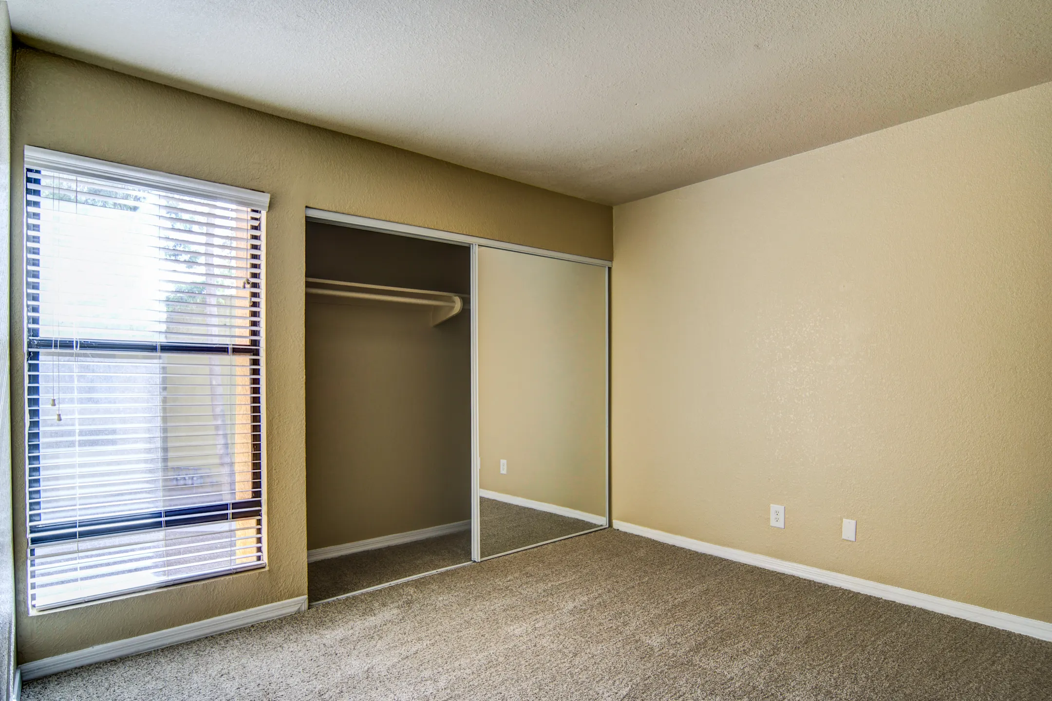 Pebble Creek 7001 E Golf Links Rd Tucson, AZ Apartments for Rent