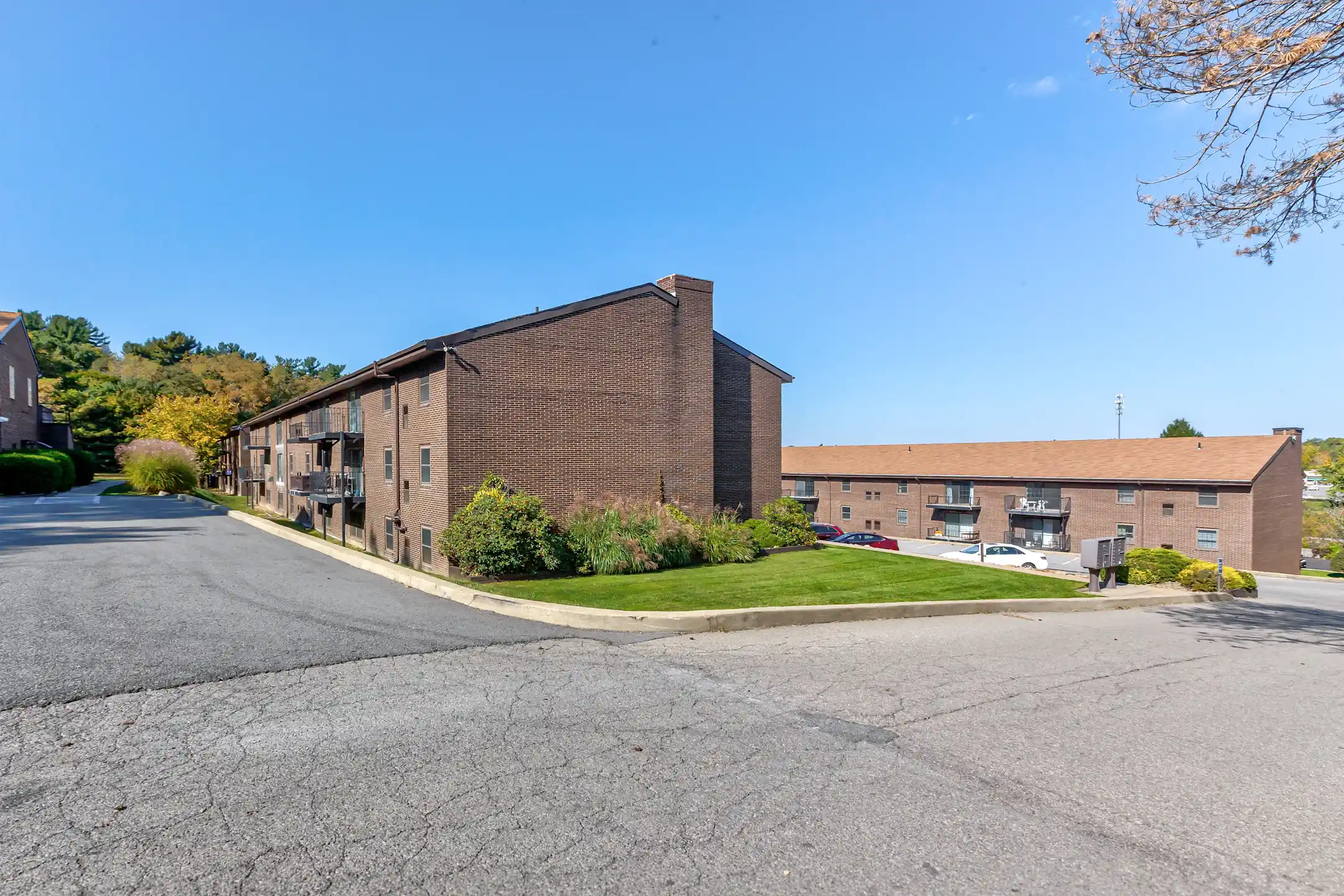 Colonial Arms 151 Milne Dr Monaca, PA Apartments for Rent Rent.