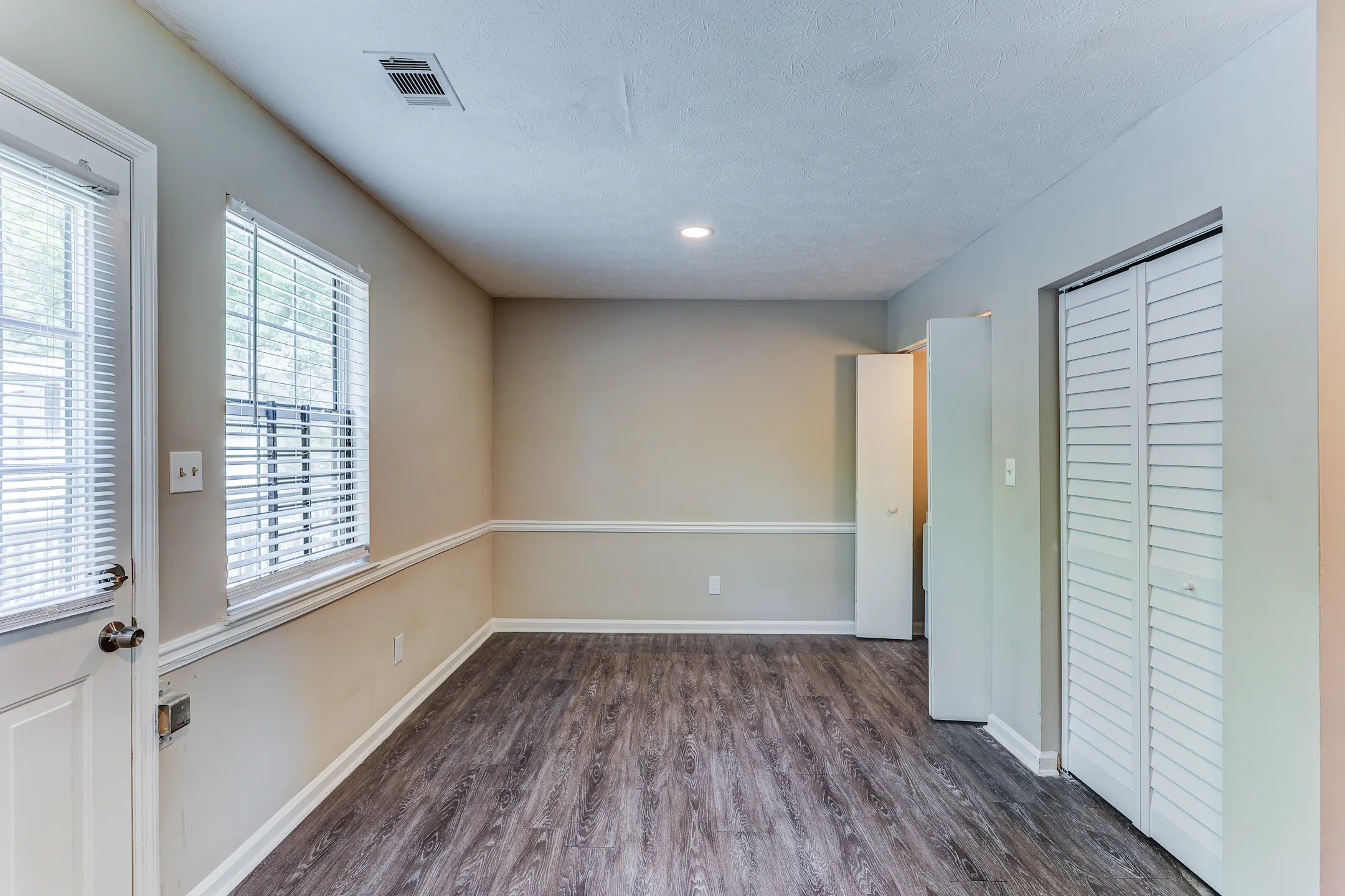 Creekview Townhomes 437 Creekview Ct Scottdale, GA Apartments for