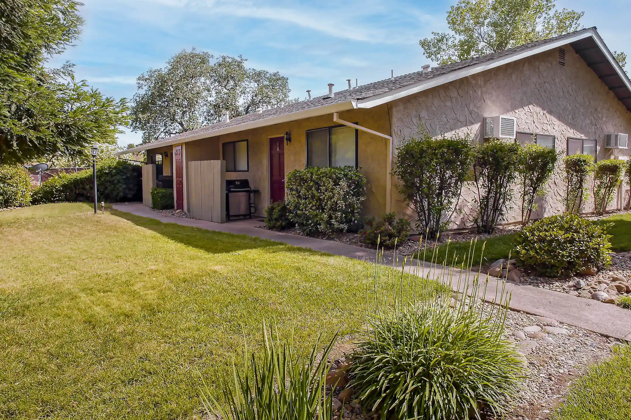 Redding Hilltop Apartments Redding, CA 96003