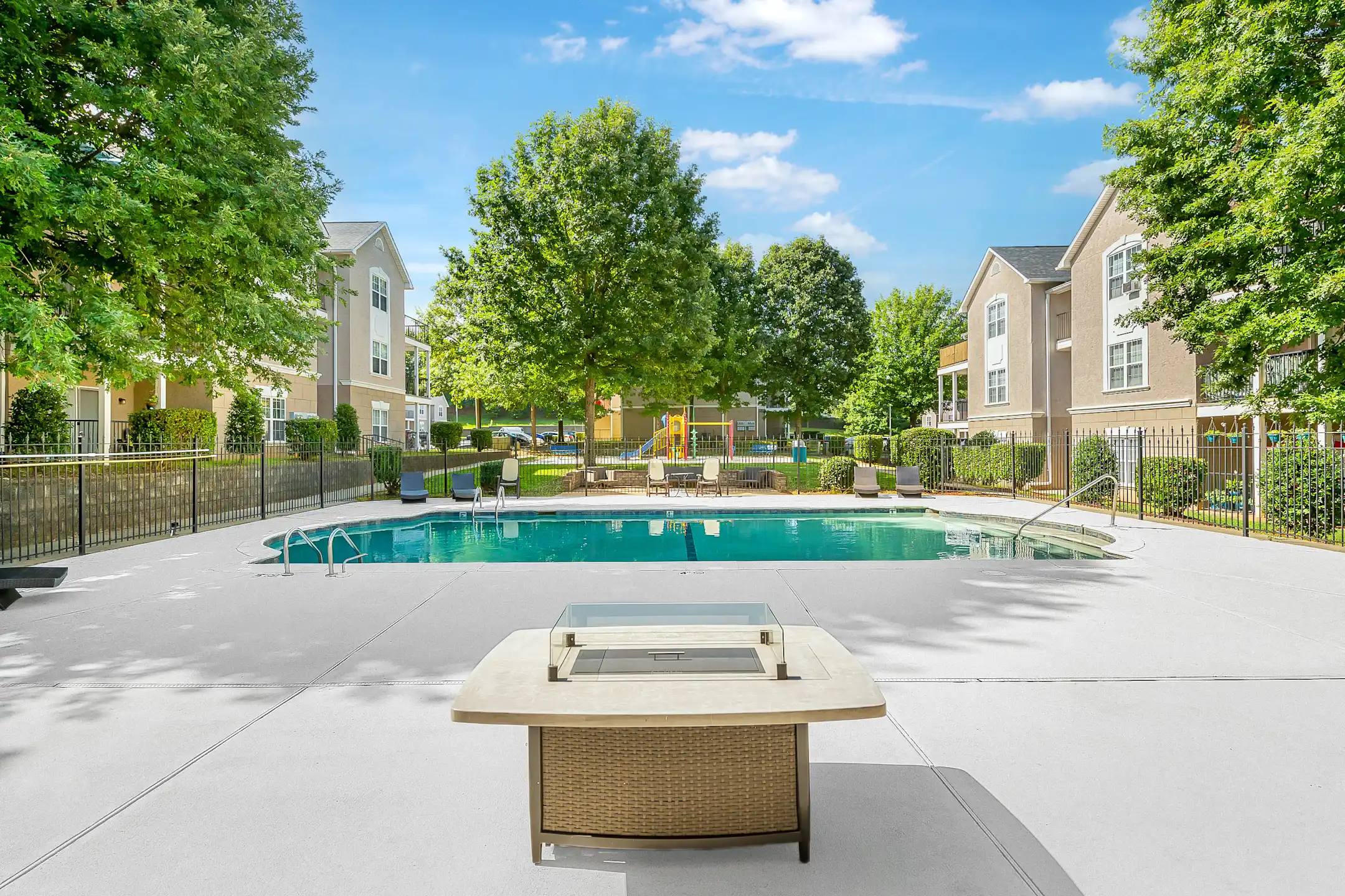 Crown Point Luxury Apartments Apartments Concord, NC 28027