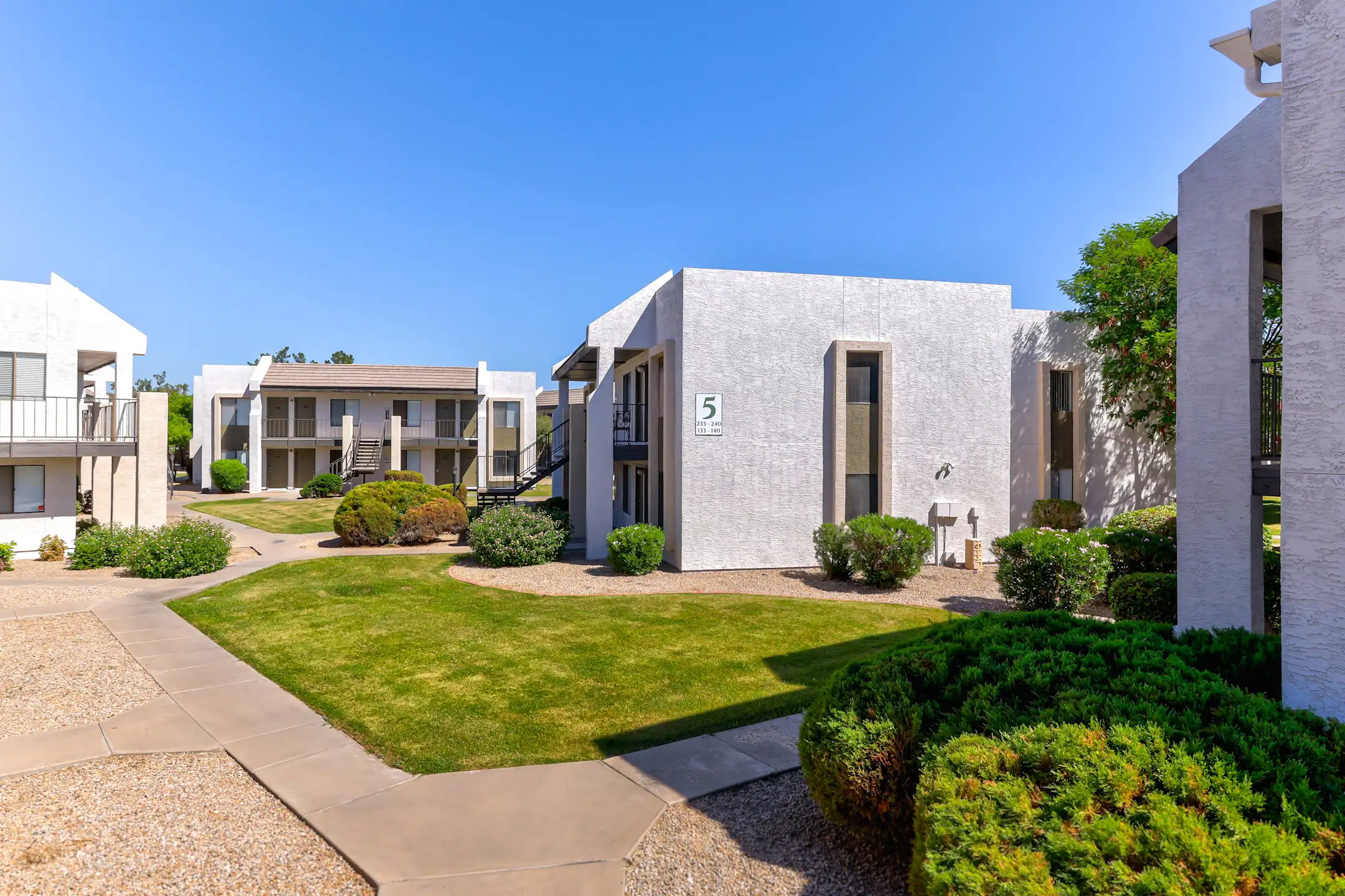 Montana on Butler Apartments 2122 W Butler Dr Phoenix, AZ