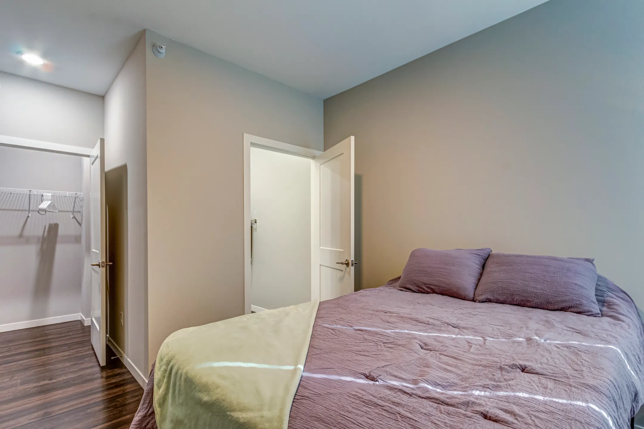 The Bridges Student Edition Apartments Fargo, ND 58102