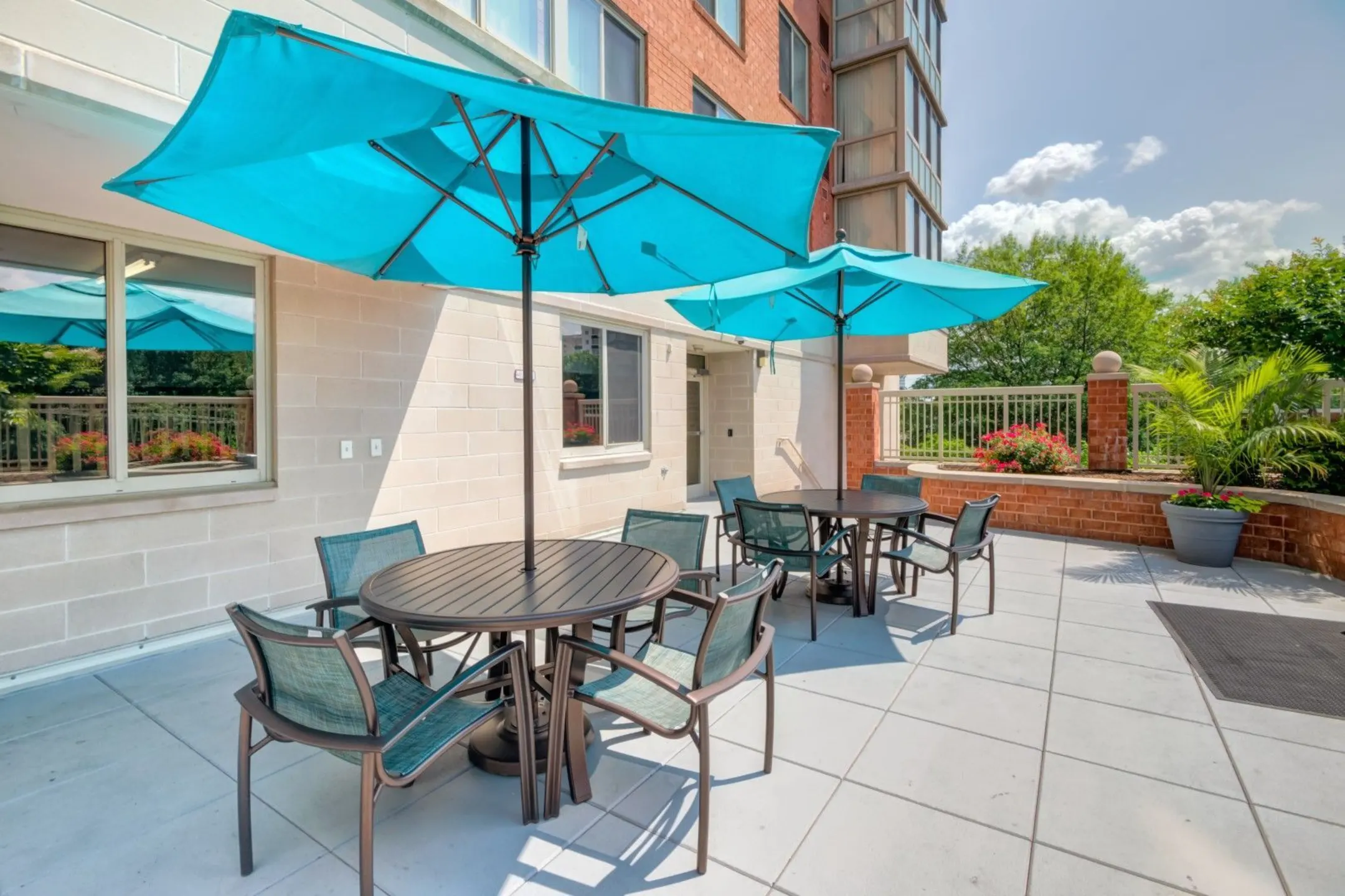 Parc Rosslyn Apartments 1531 N Pierce St Arlington, VA Apartments for Rent Rent.