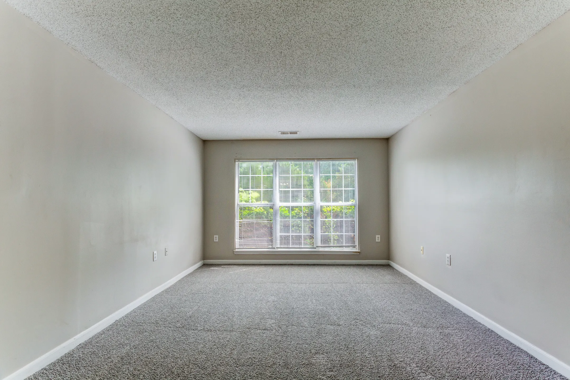 Grand Summit Apartments Greensboro, NC 27410