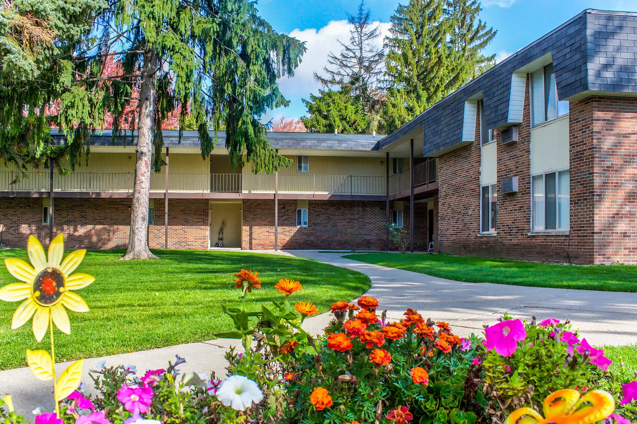 Waverly House Apartments Apartments Pontiac, MI 48340