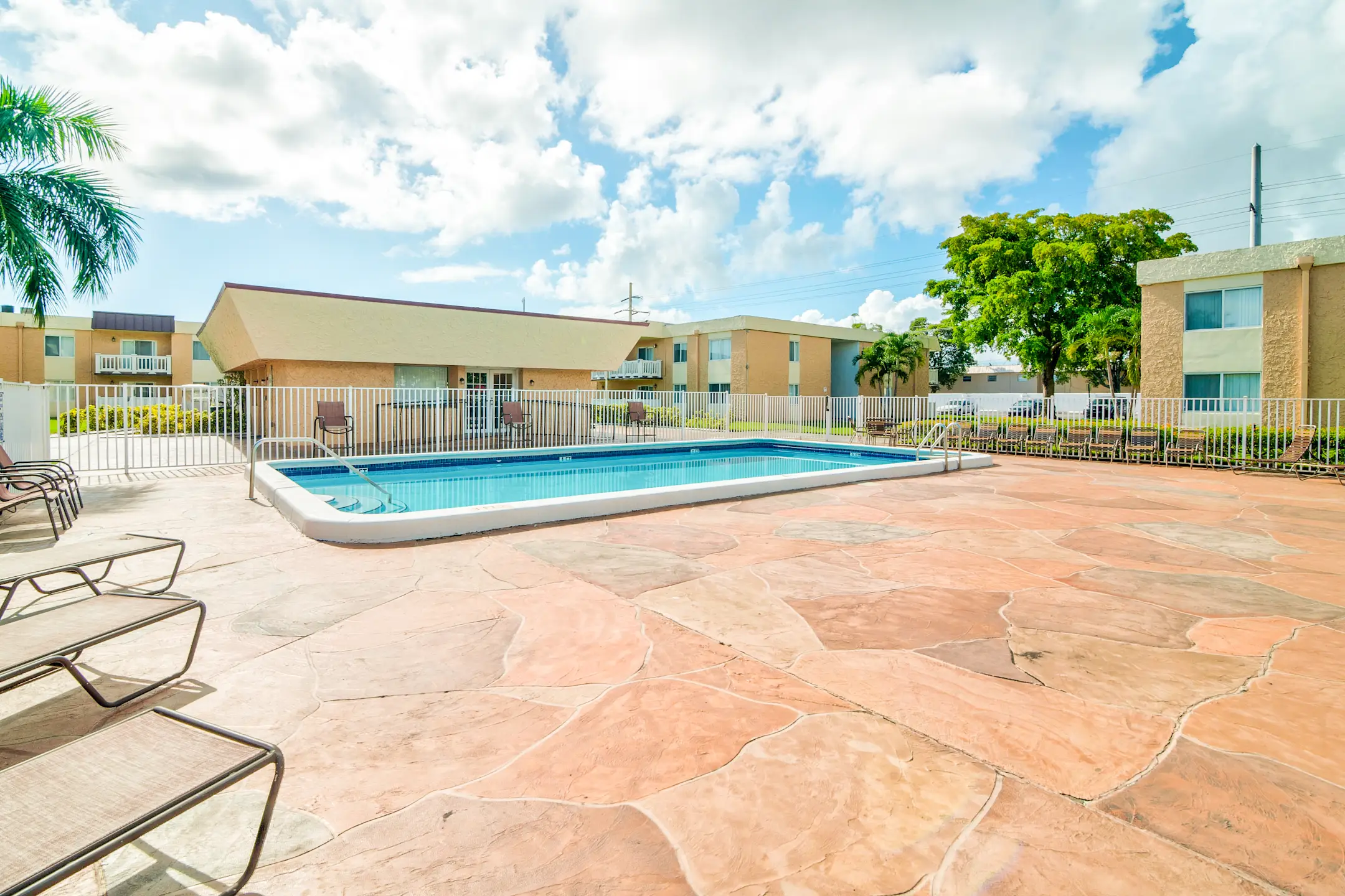 Windsor Forest Apartments 250 W Sample Rd Pompano Beach, FL for