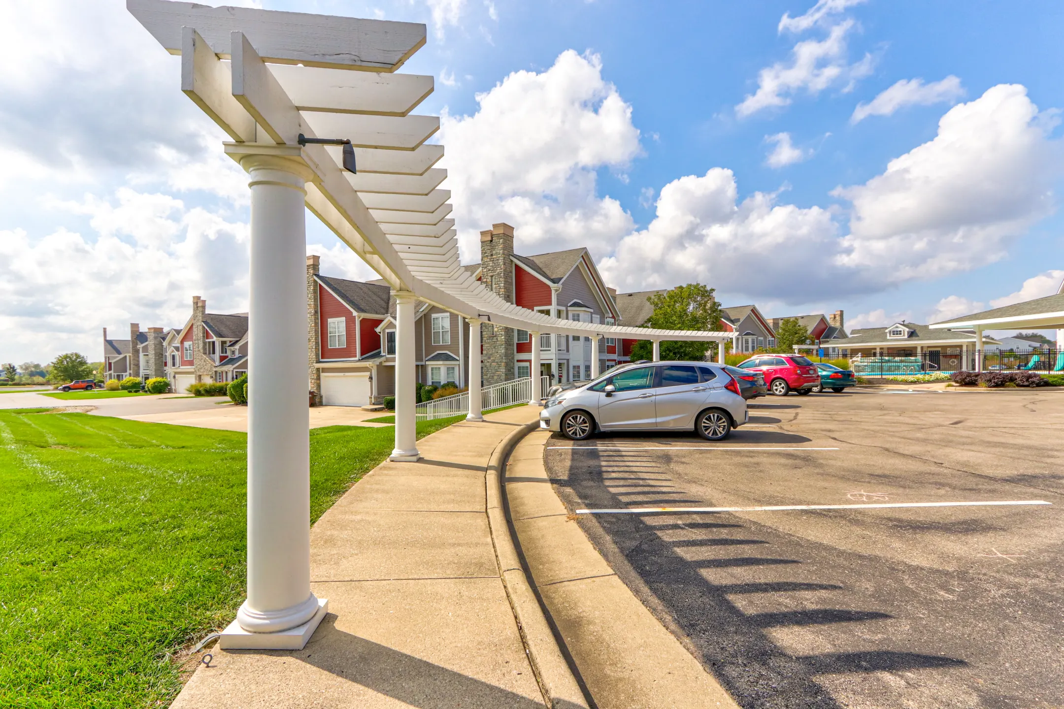 The Falls At Settlers Walk 10 Falls Blvd Springboro, OH Apartments