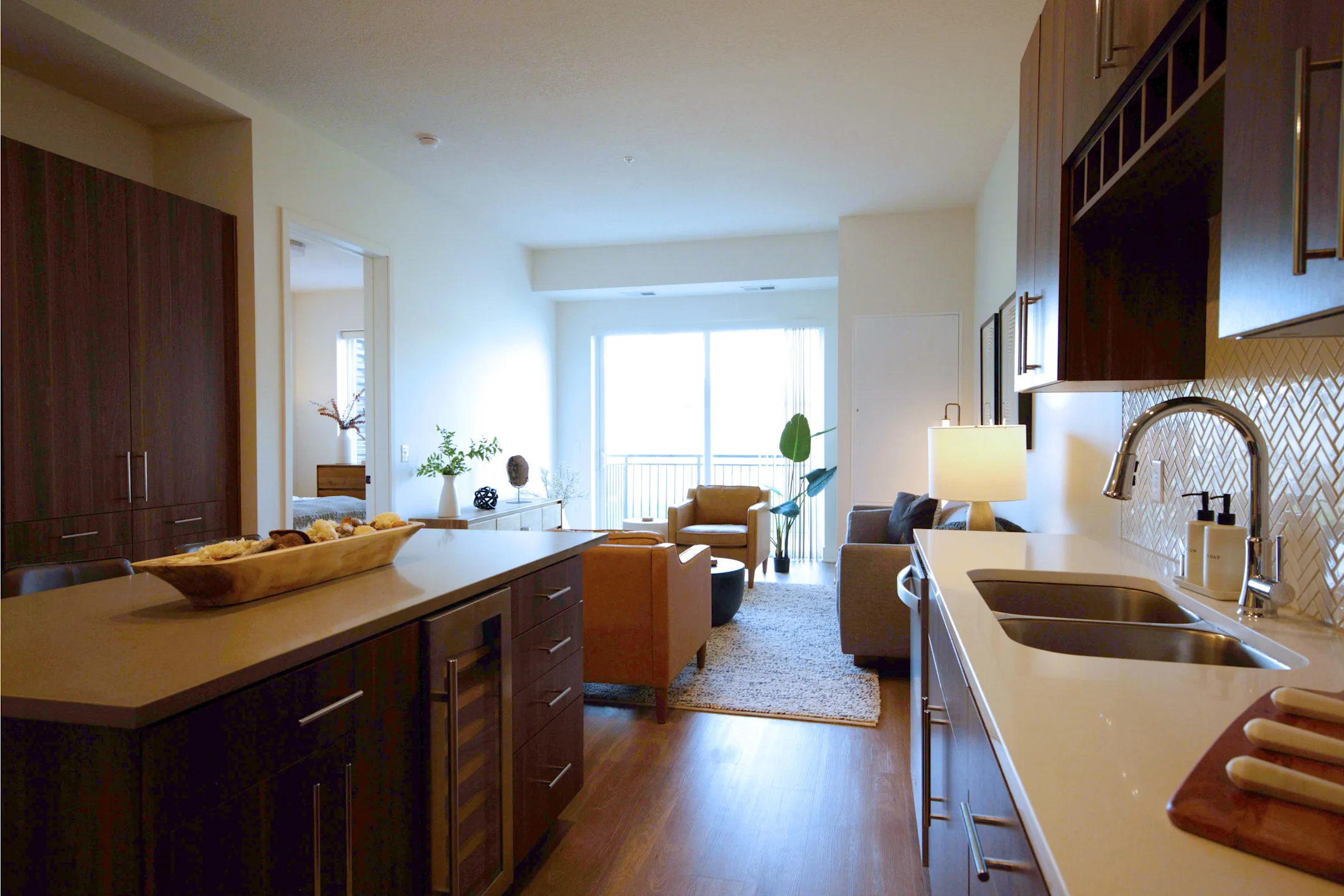 Living Room - Millennium Edina - Edina, MN