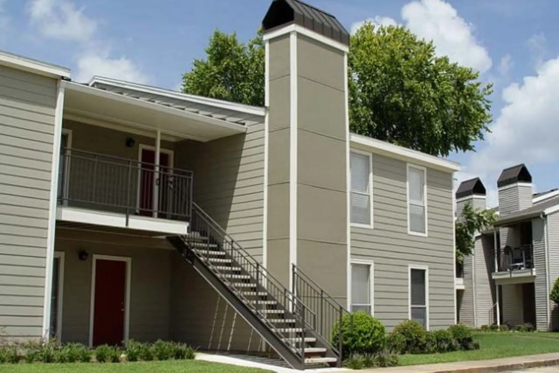 Millicent Crossing Apartments 8700 Millicent Way Shreveport, LA