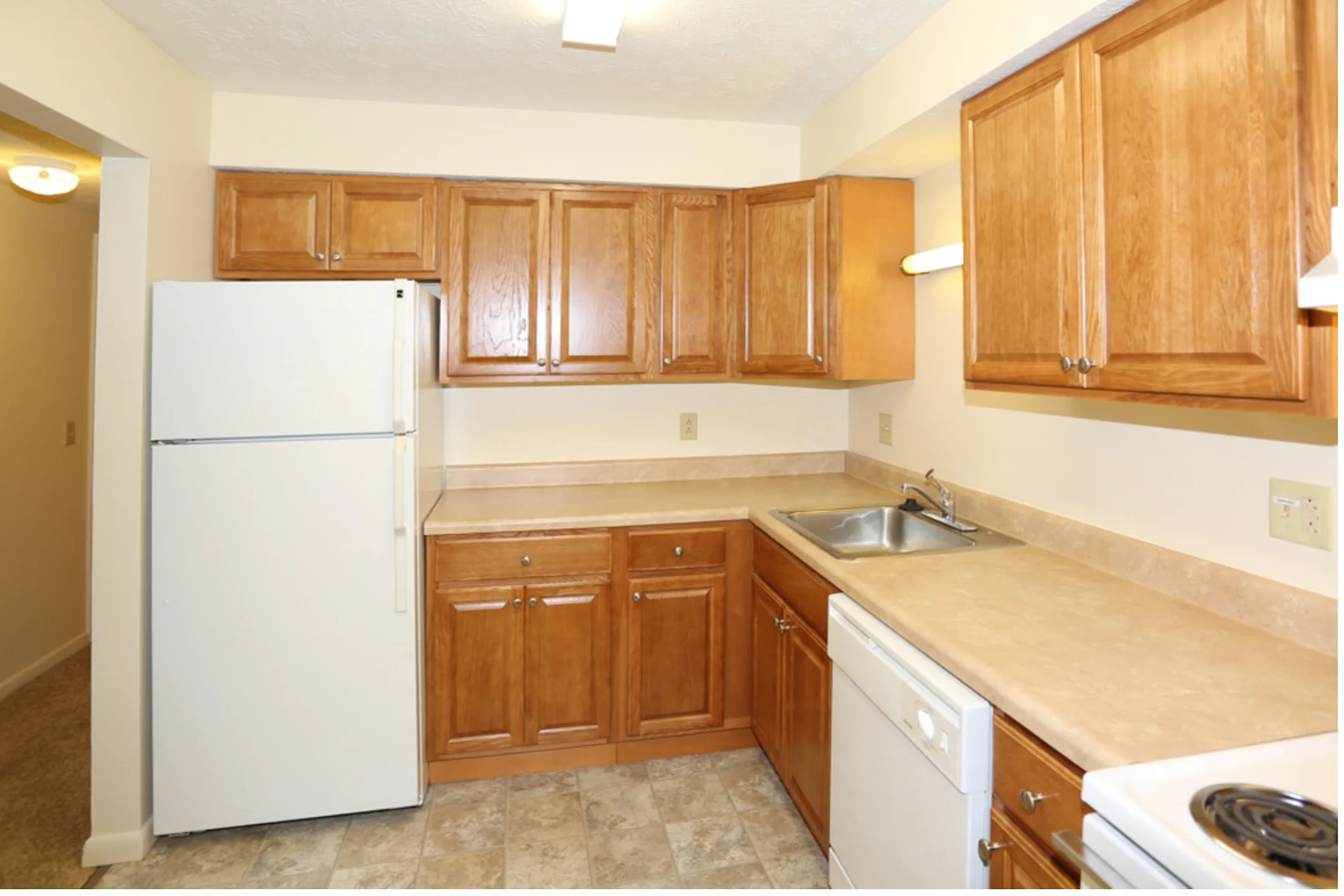 Viking Apartments And Townhomes 1000 Viking Way Brockport, NY