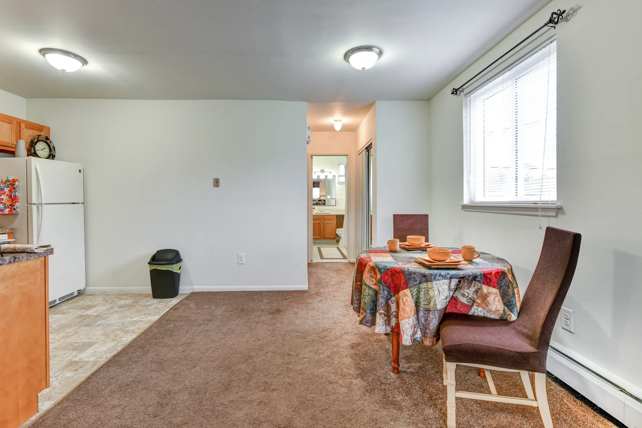 Presidential Court 918 E Clements Bridge Rd Runnemede, NJ