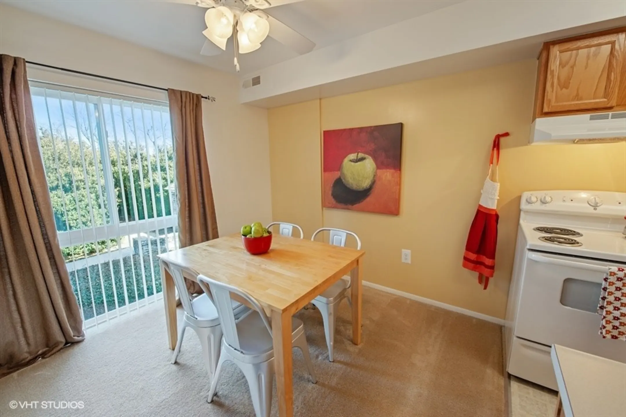 Residences At The Manor 141 Willowdale Dr Frederick, MD Apartments