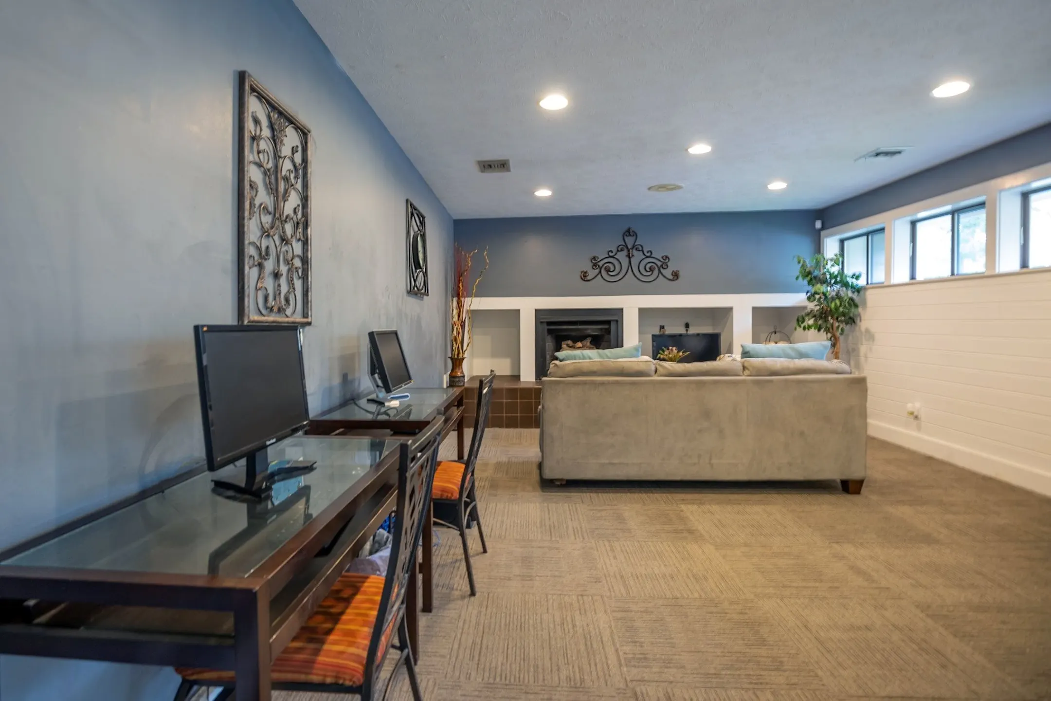 Living Room - Parkside at Castleton Square - Indianapolis, IN