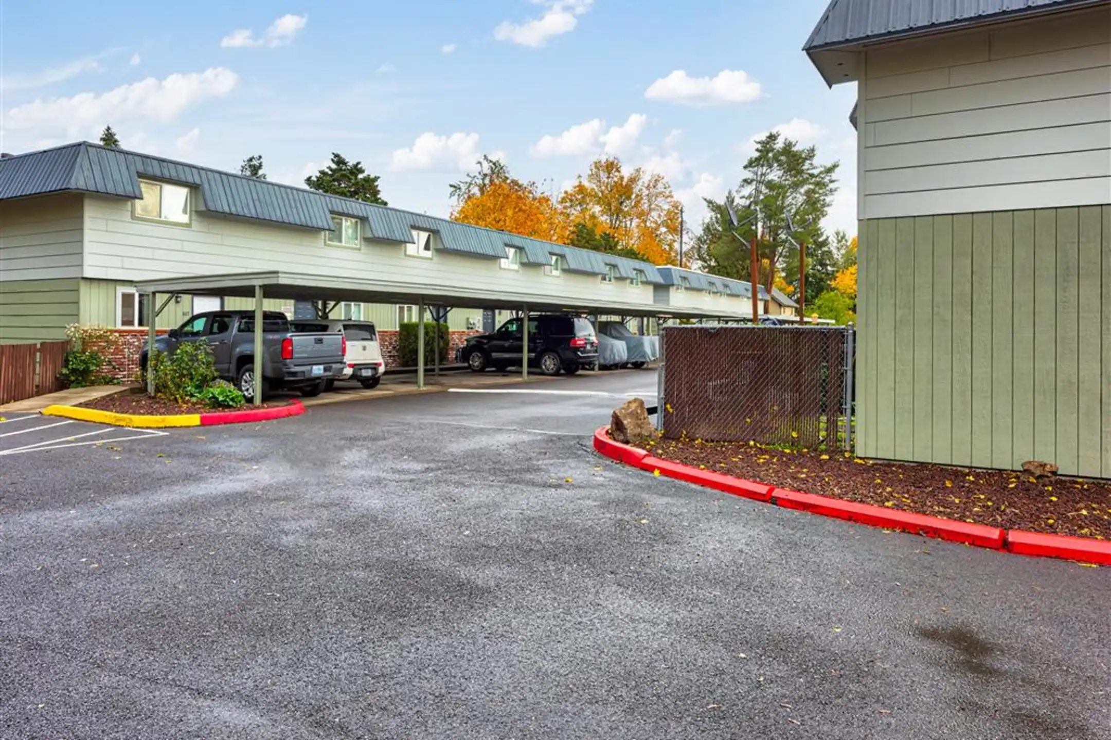 Canby Garden Townhomes 553 N Pine St Canby, OR Townhomes for Rent