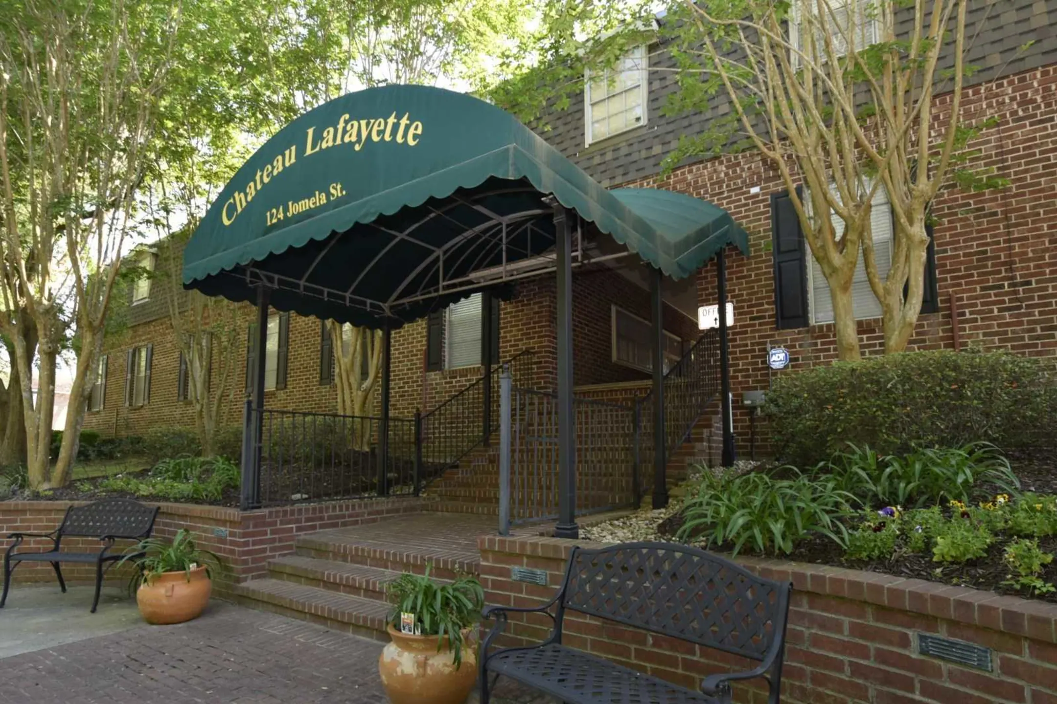 Leasing Office - Chateau Lafayette - Lafayette, LA