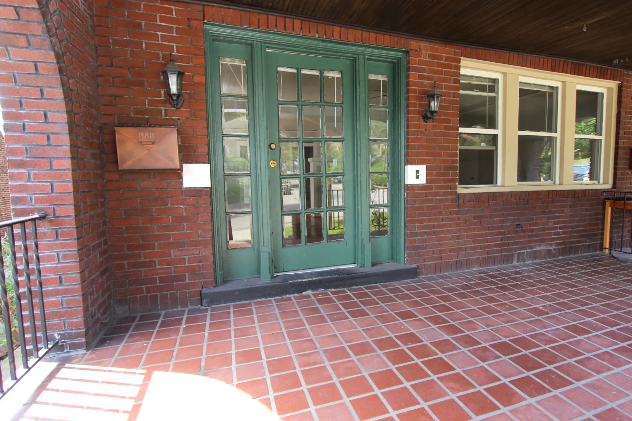 Squirrel Hill Apartments 5620 Hobart Street Pittsburgh, PA