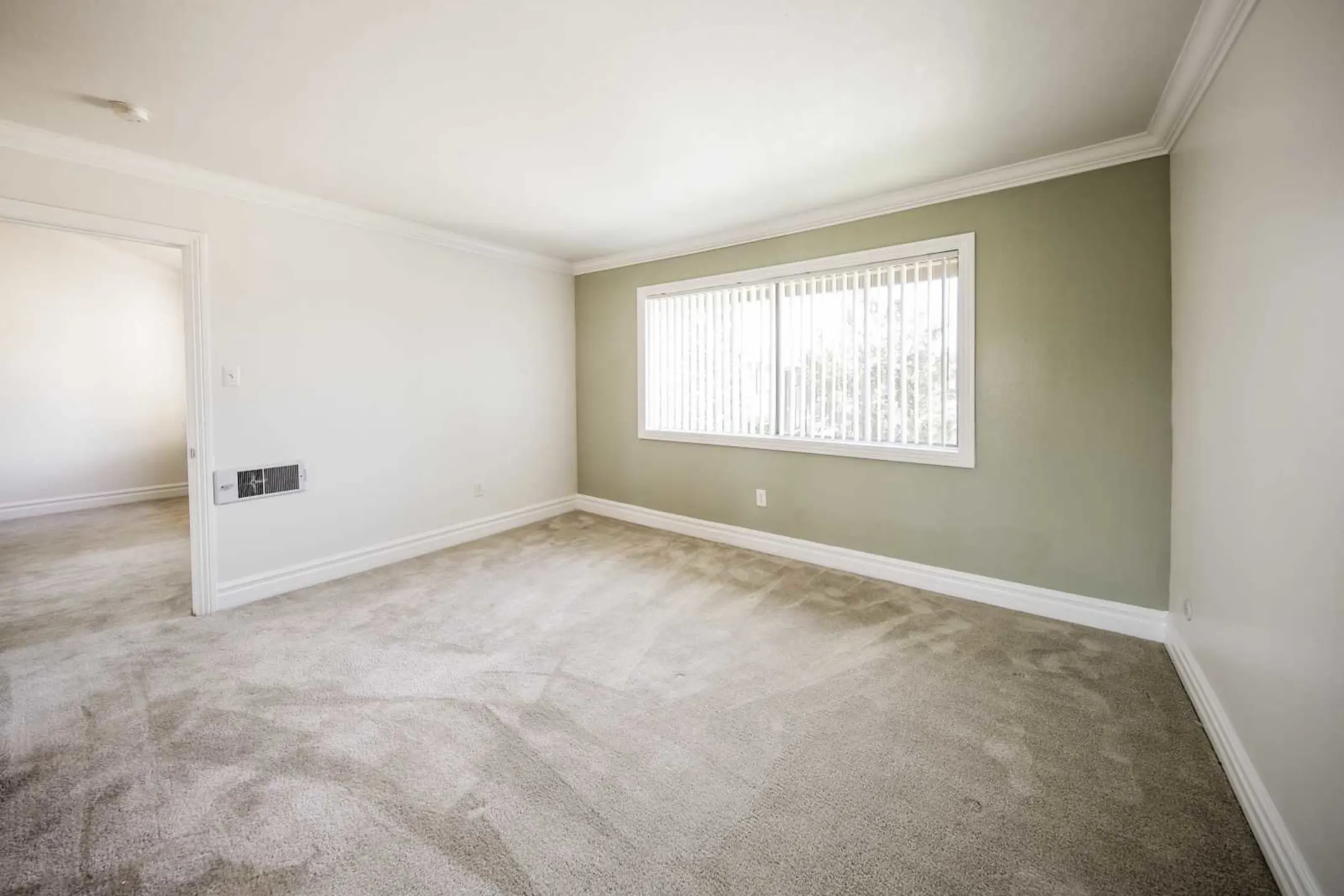 Glen Oaks Apartment Homes - 2000 W Glenoaks Ave | Anaheim, CA ...