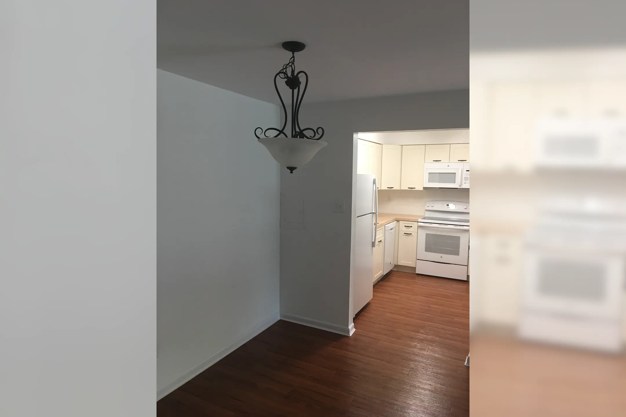 Bridgewater Apartments Apartments Brookhaven, PA 19015