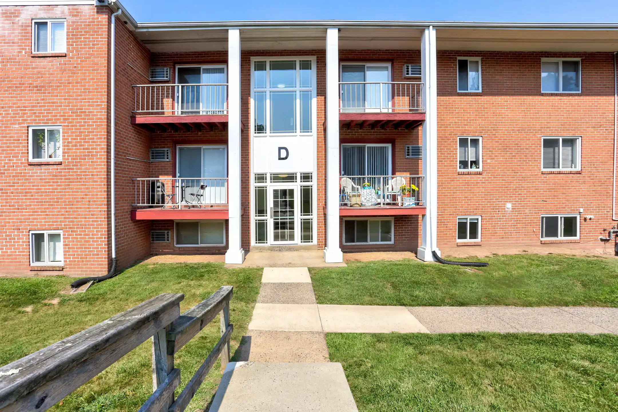 Highview Gardens 245 S Cedar St Spring City, PA Apartments for Rent