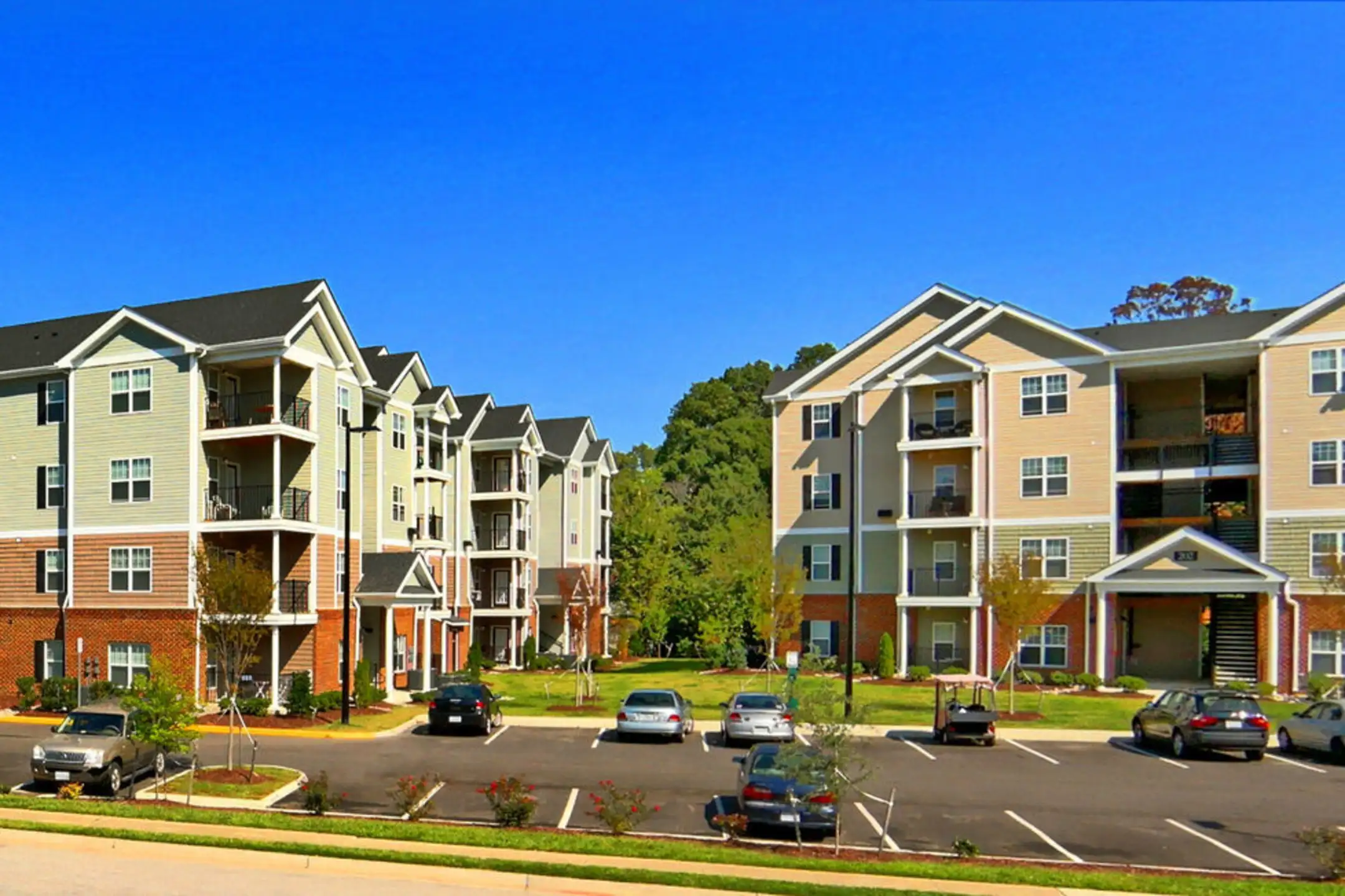 Denbigh Village Apartments Newport News, VA 23602