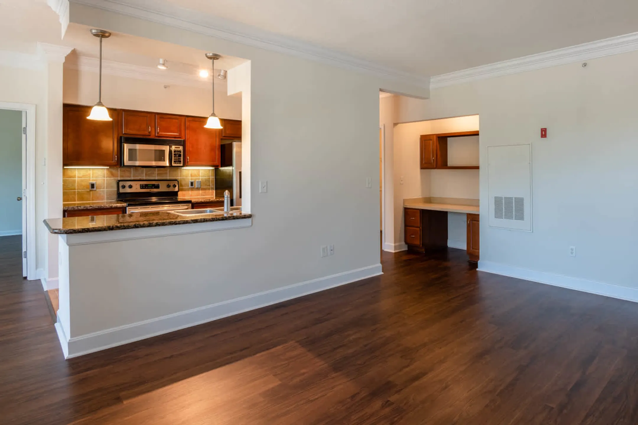 Quarry Hills Apartments - Quincy, MA 02169