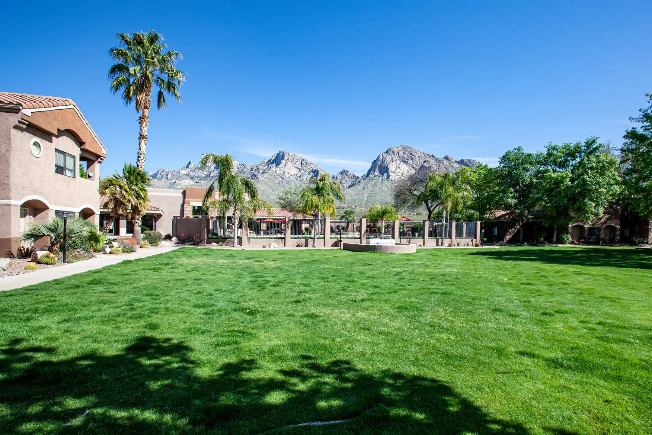 Rock Ridge Apartments Tucson, AZ 85737