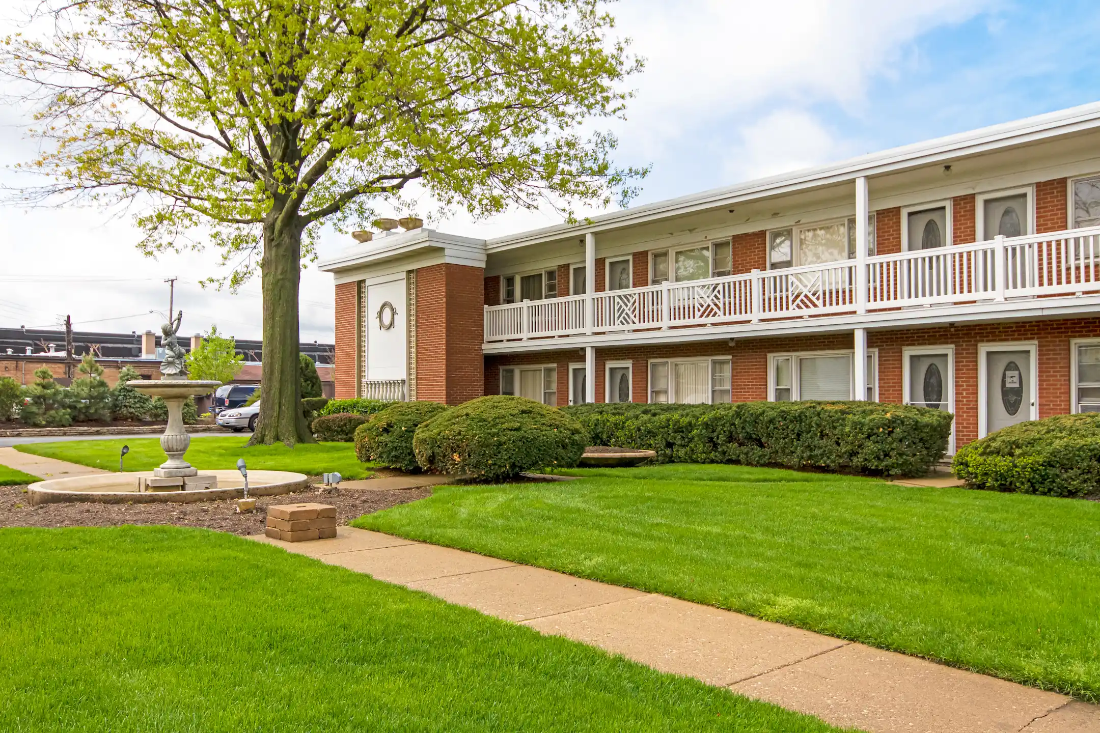 Brook Forest Apartments Apartments Bensenville, IL 60106