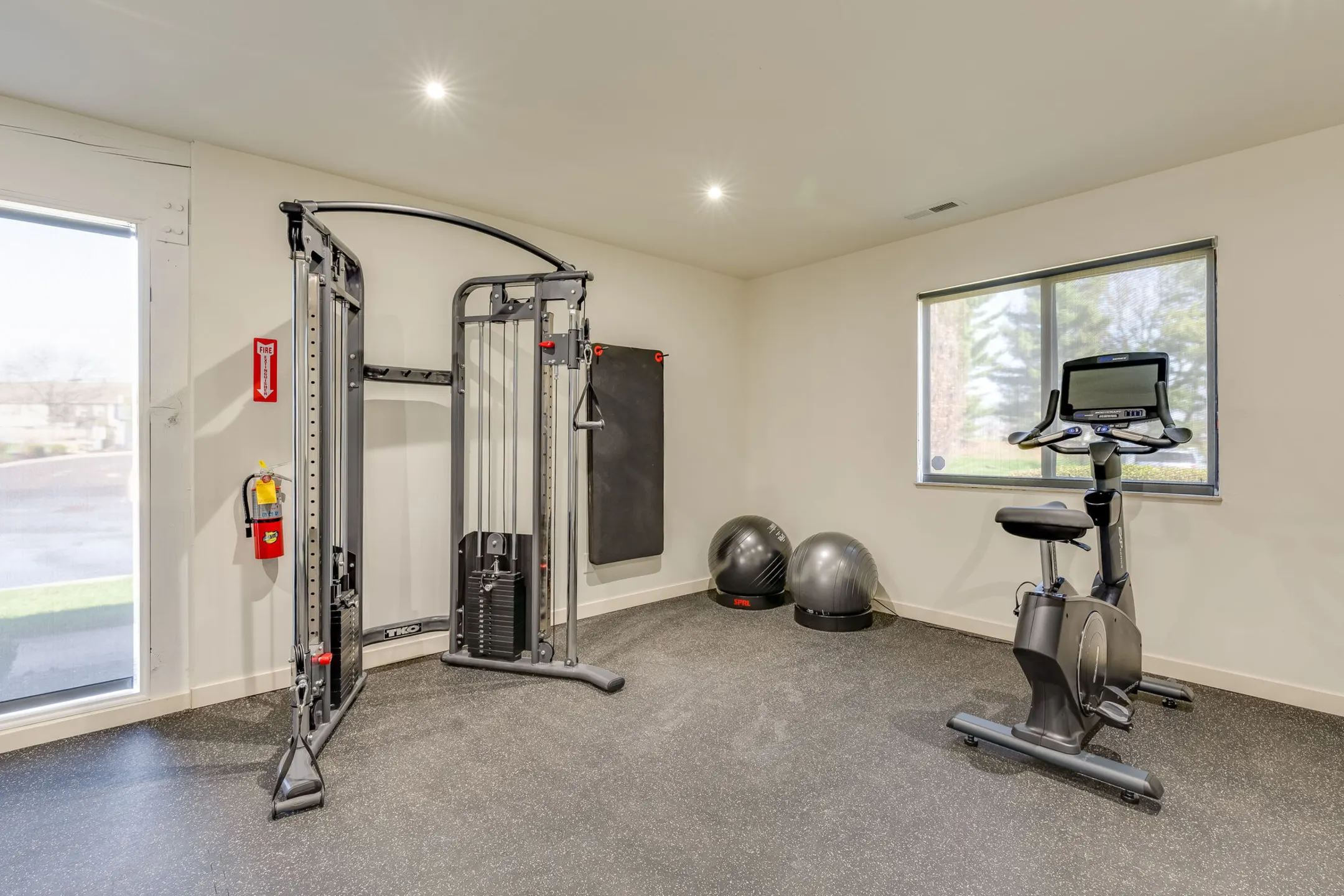 Fitness Weight Room - Pierpont Apartments - Westerville, OH