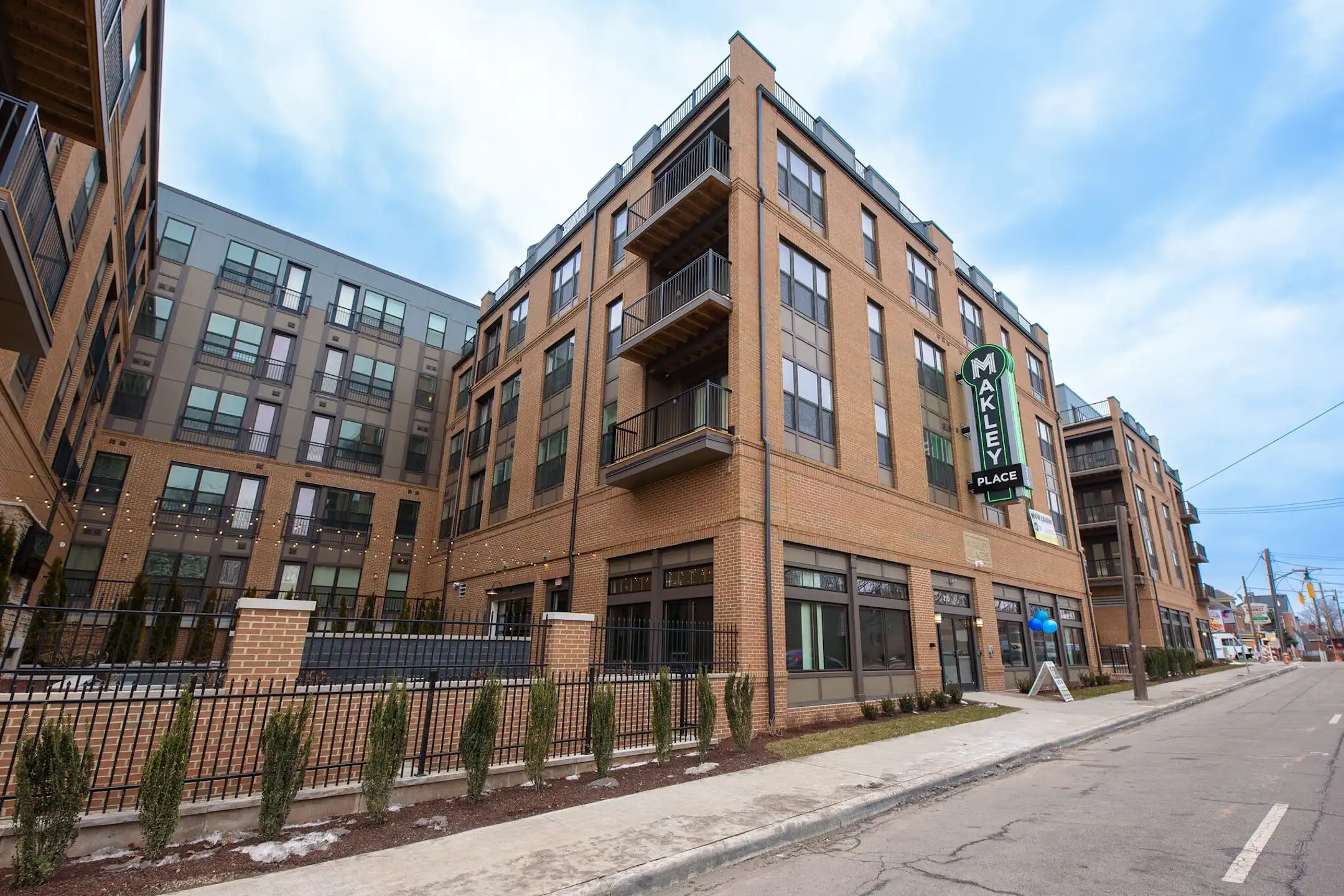 Building - Makley Place - Columbus, OH