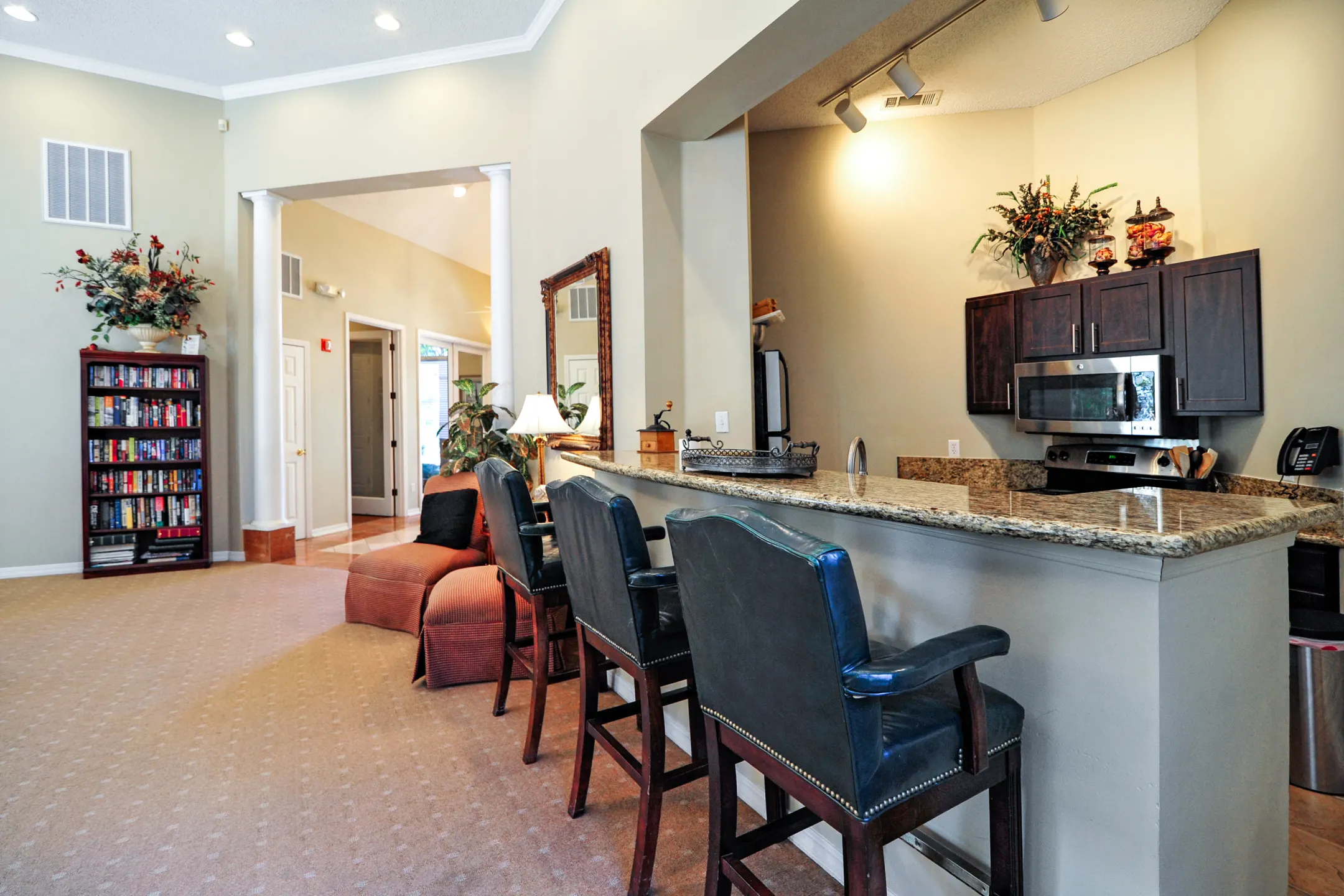 Dining Room - LaCrosse Apartments & Carriage Homes - Bossier City, LA