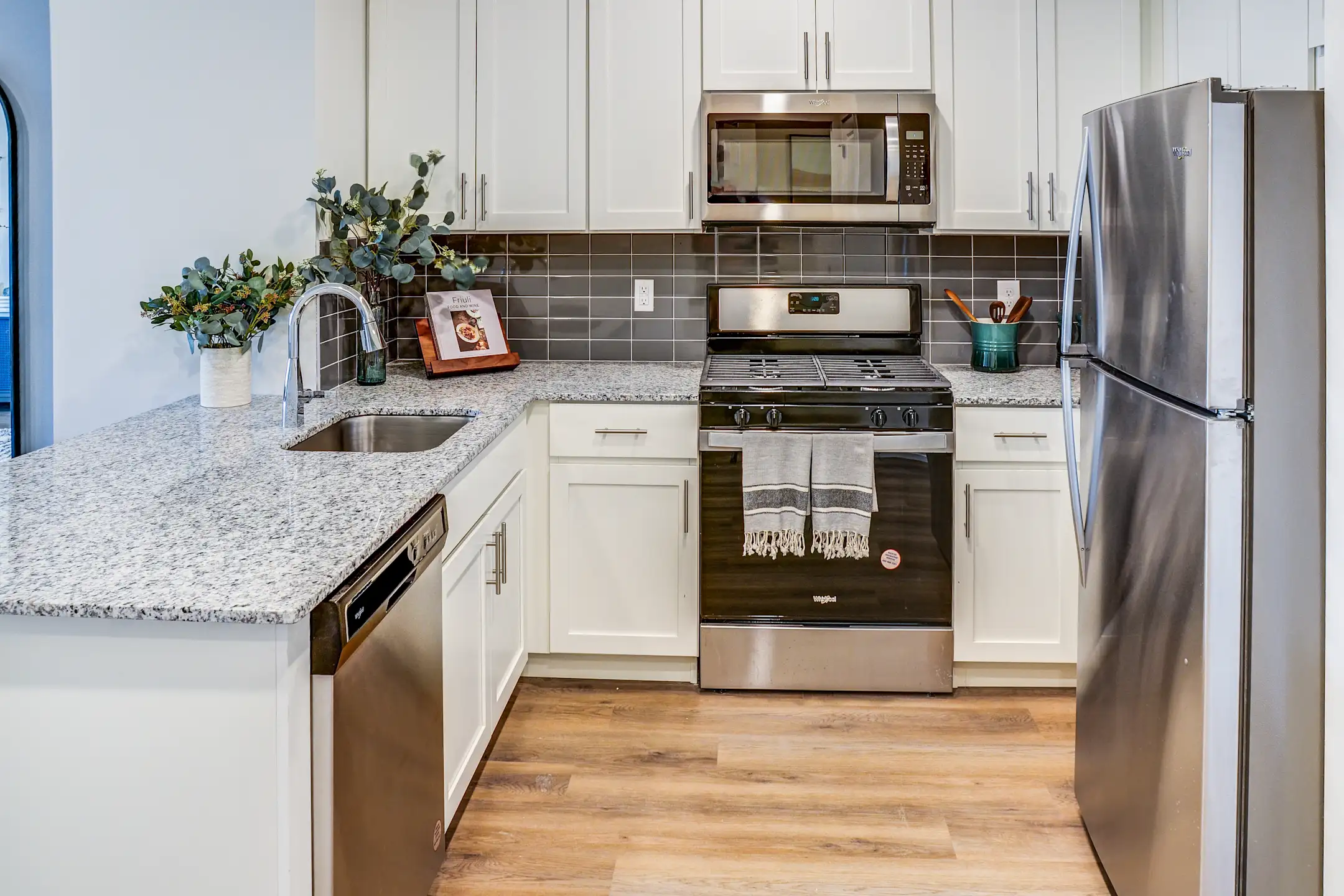 Lehigh Hills 100 Aviv Street Fogelsville, PA Apartments for Rent