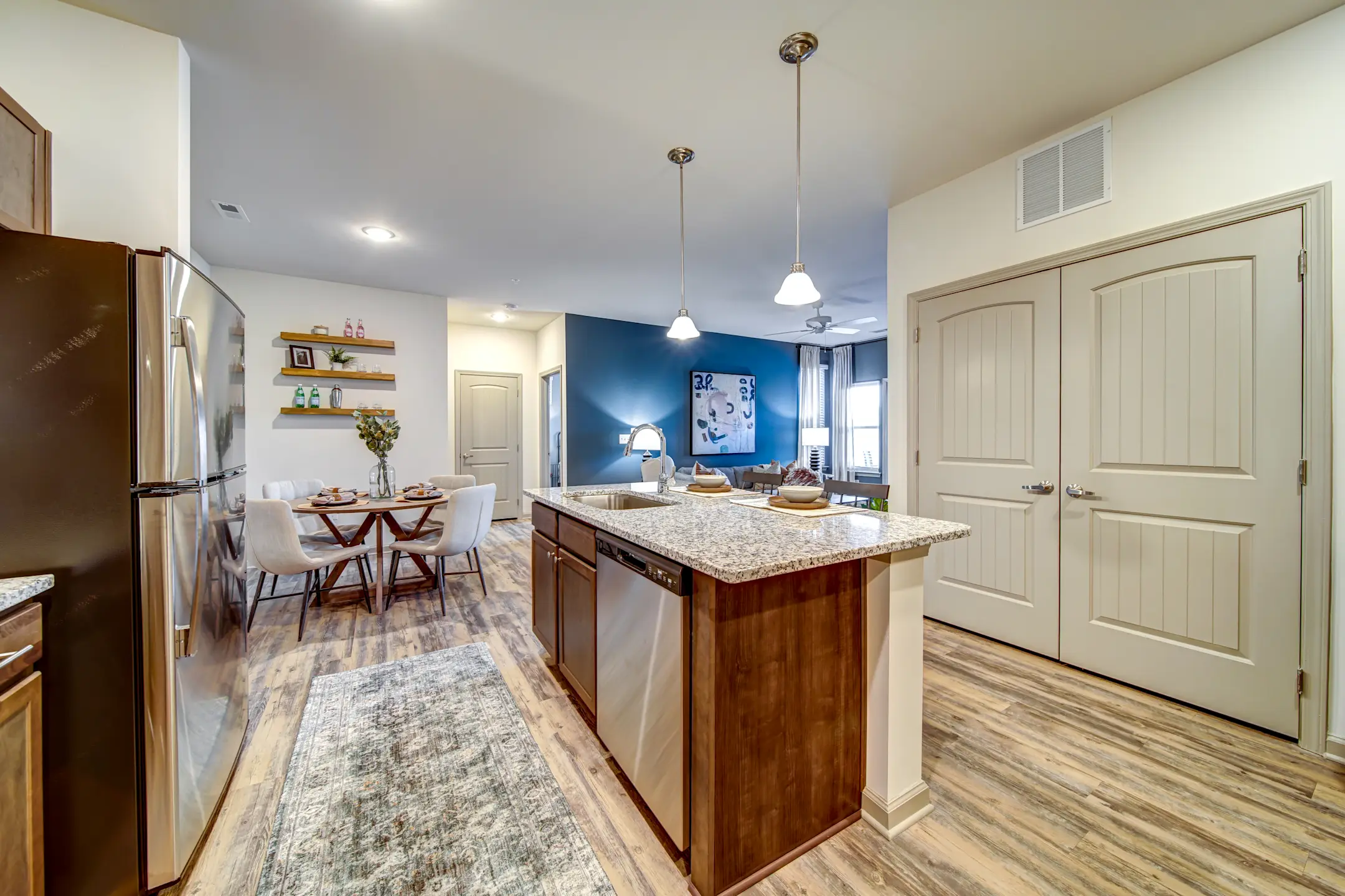 Kitchen - Highland Ridge Apartments - Charlotte, NC