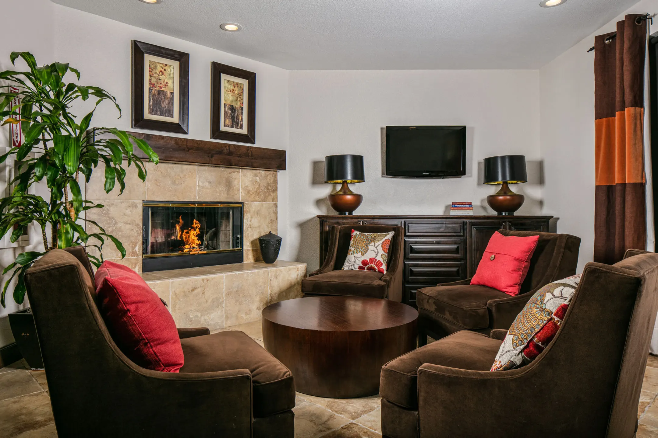 Living Room - Antelope Ridge - Antelope, CA