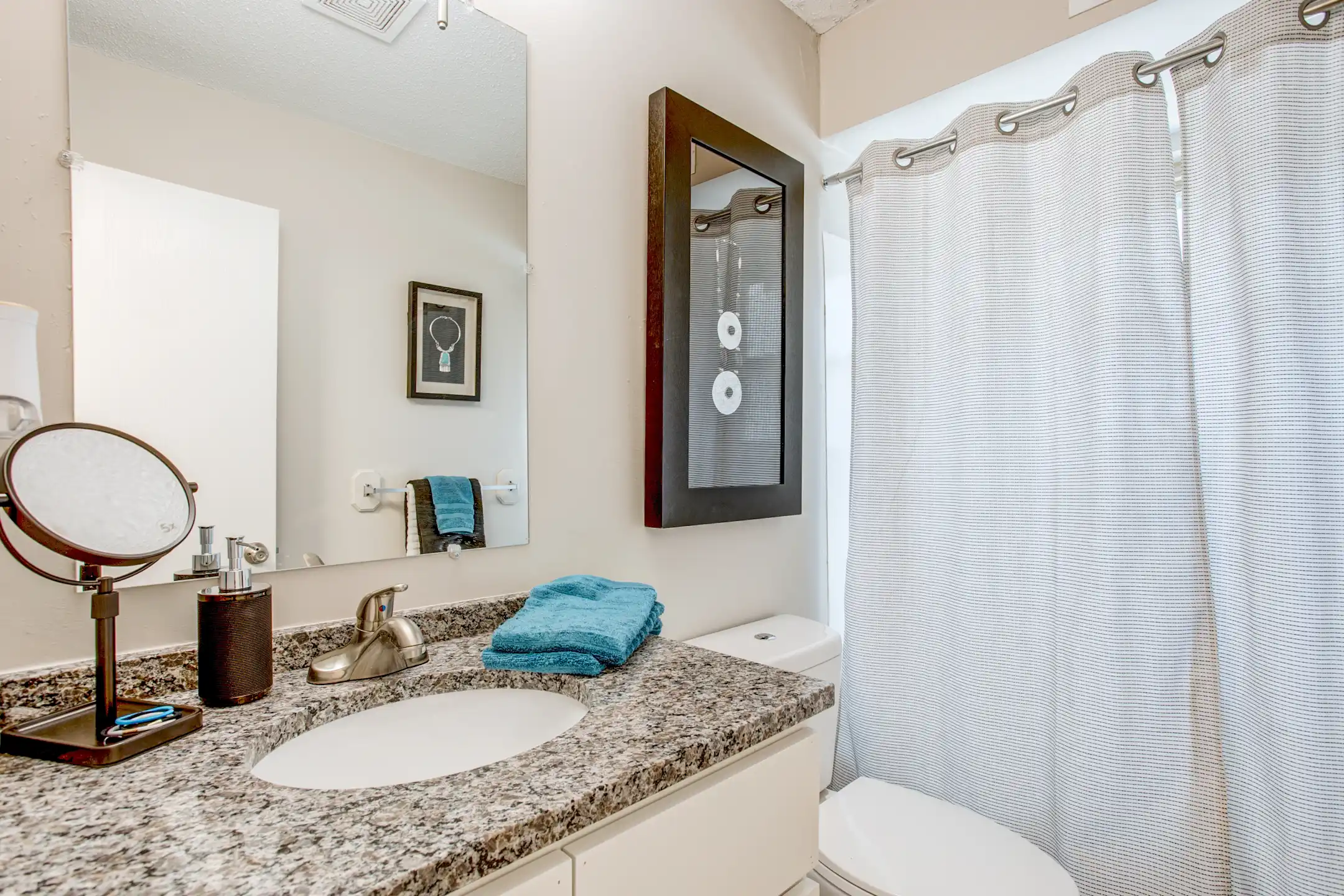 The Onyx at 67 Apartments Shawnee, KS 66203