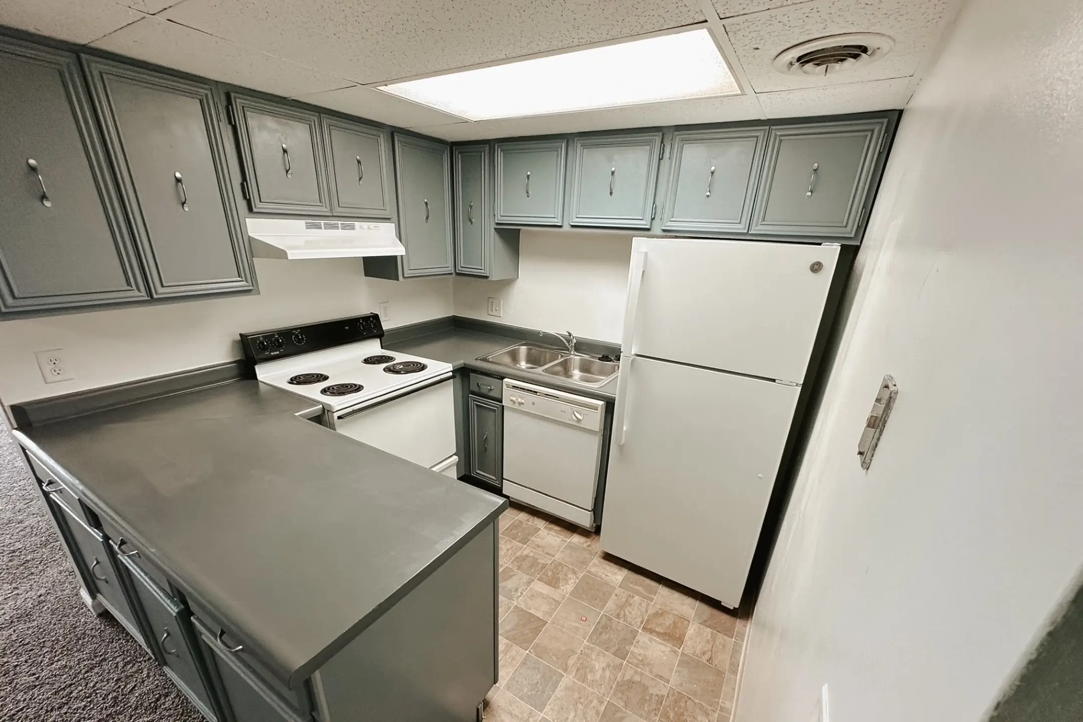 Continent French Quarter Apartments Columbus, OH 43229