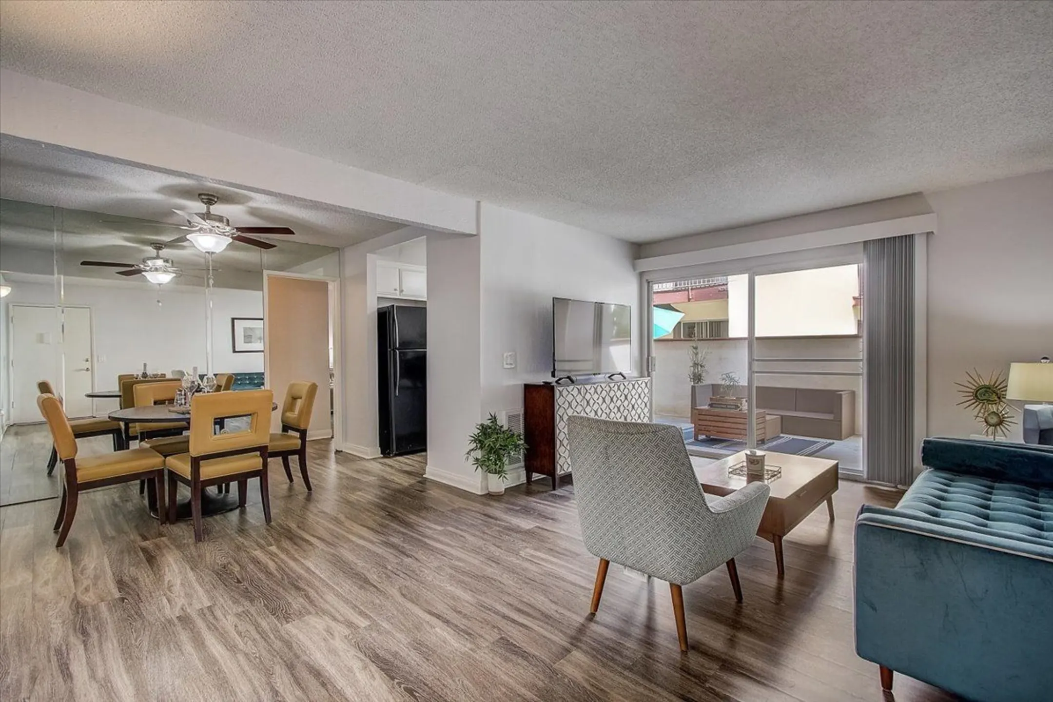 El Cordova Apartments