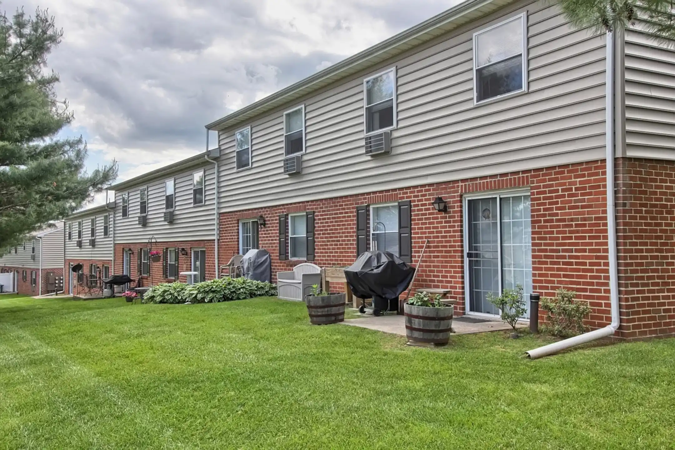 Apartments At Waterford Apartments York, PA 17402