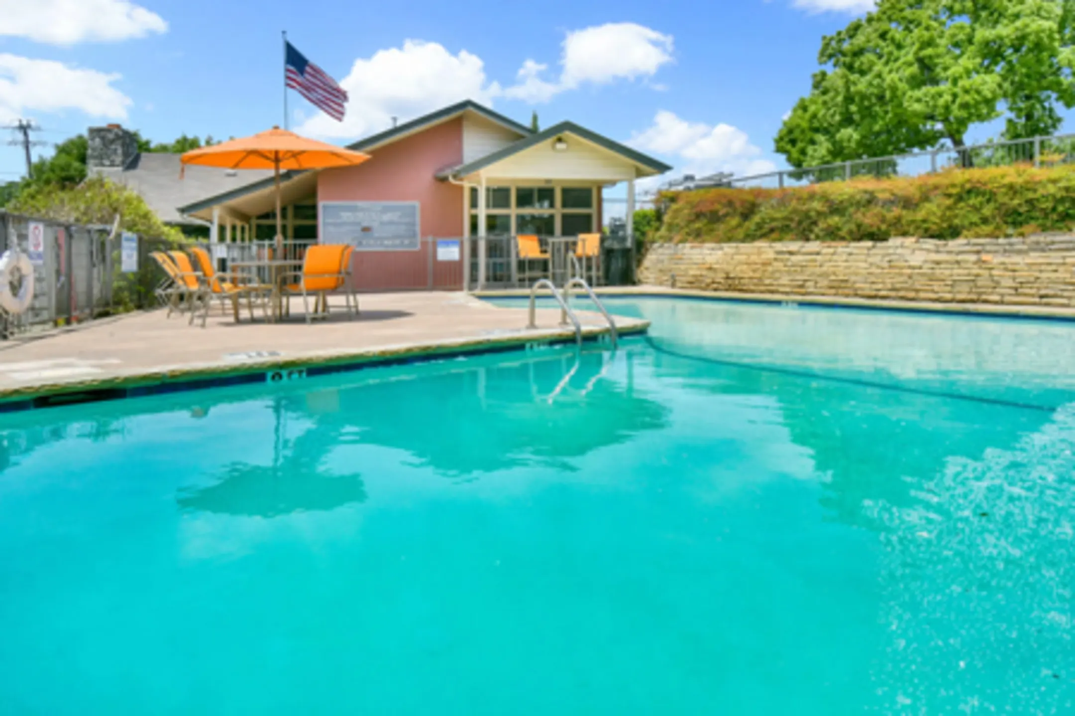 Pool - Tower Village - Irving, TX